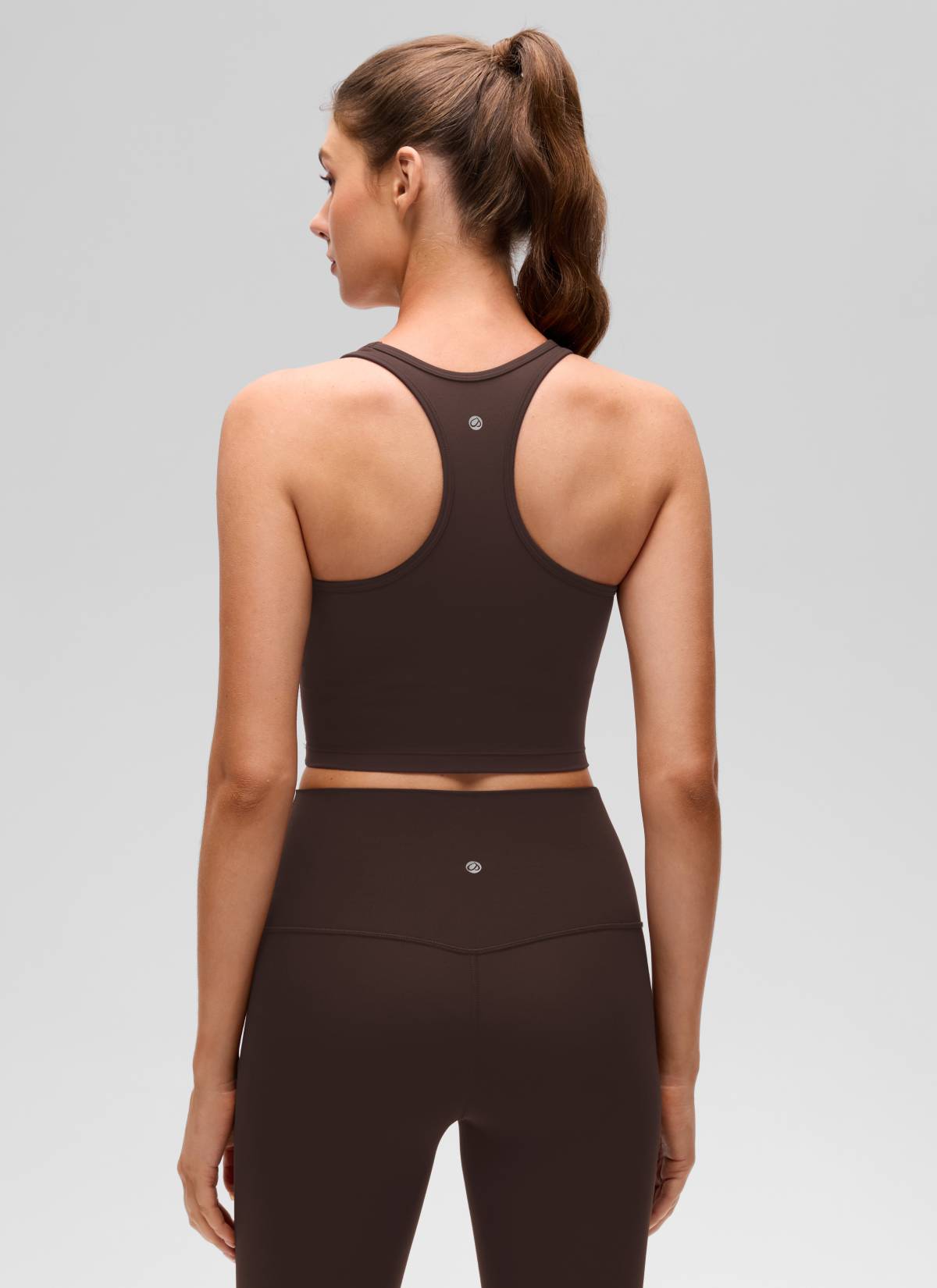 CRZ YOGA Yoga Wanita Sokongan rendah Butterluxe Bra Leher Serong Y-Belakang Hot Fudge Coklat