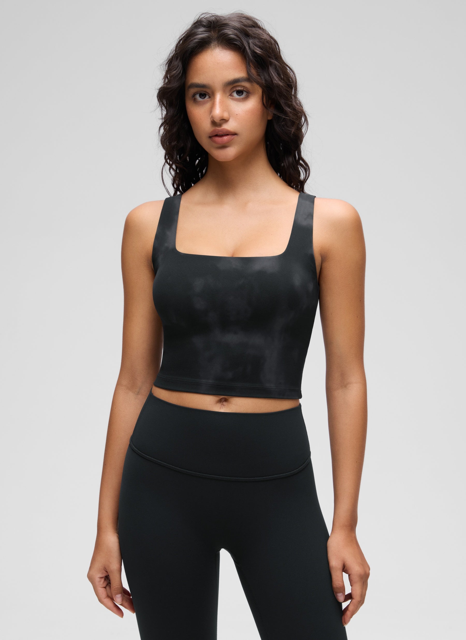 CRZ YOGA Yoga Wanita Impak Rendah Butterluxe Bra Garis Panjang Leher Segi Empat Bunga Pewarna Tali Hitam