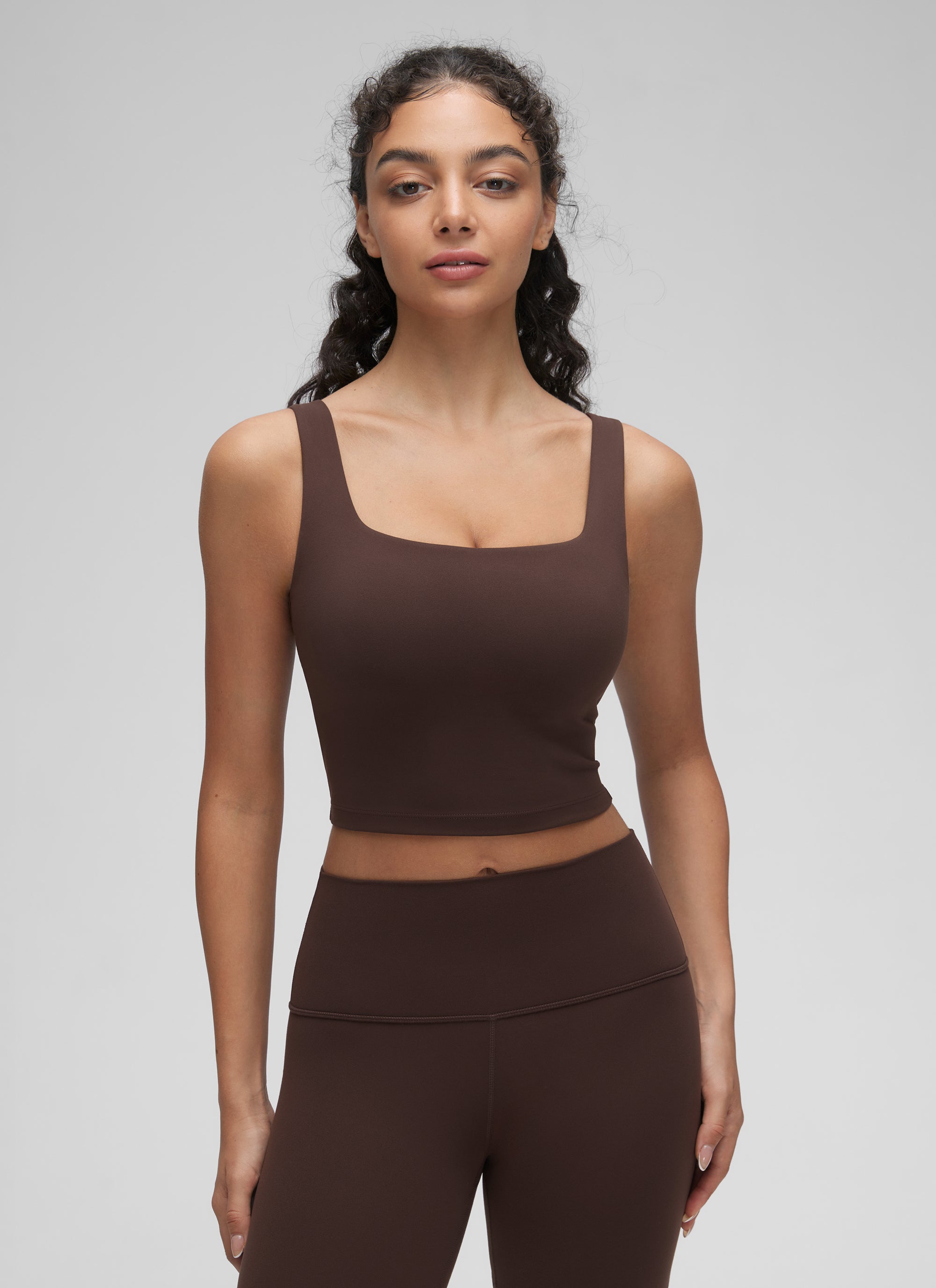 CRZ YOGA Yoga Wanita Impak Rendah Butterluxe Bra Garis Panjang Leher Segiempat Coklat Fudge Panas
