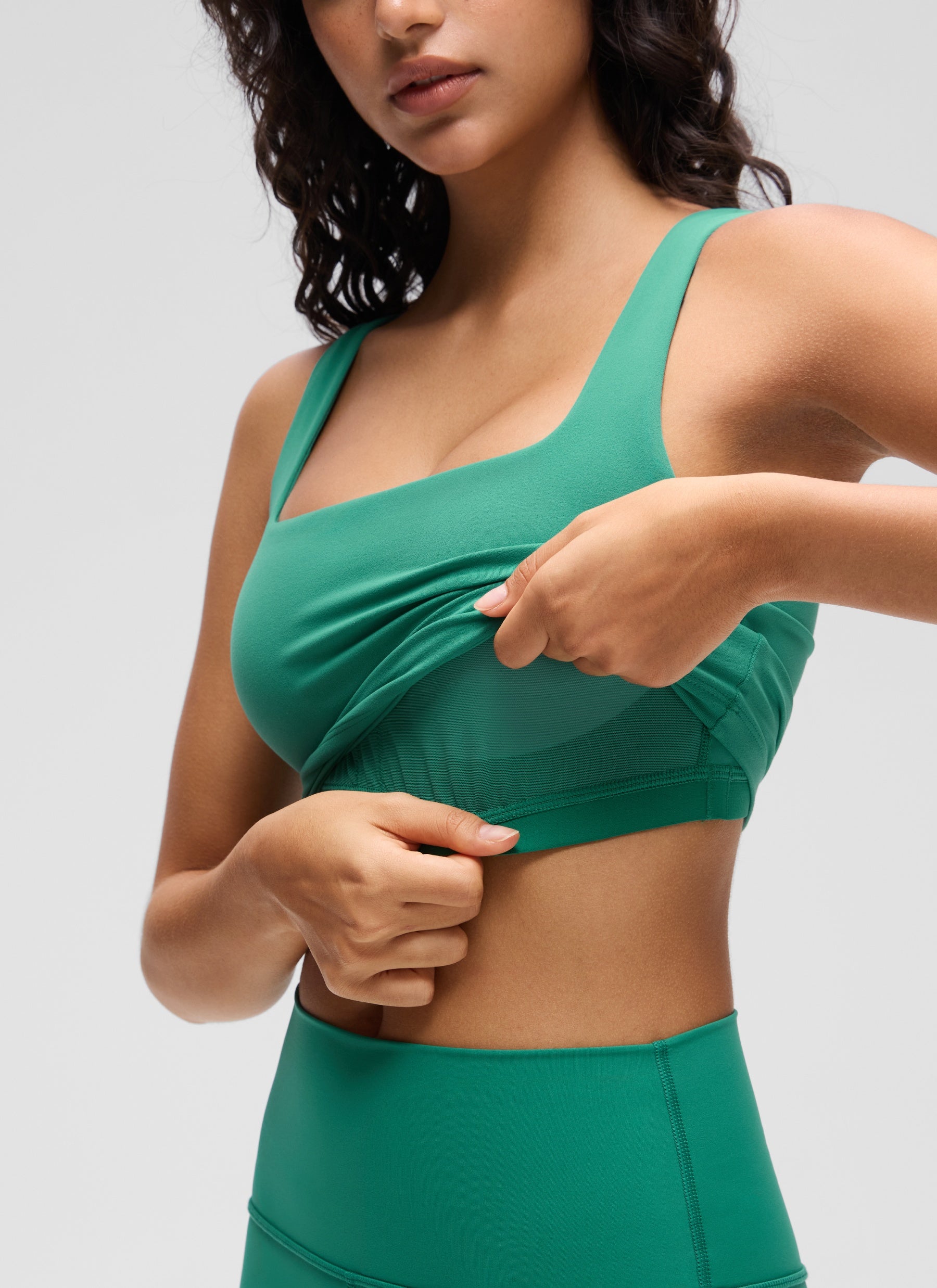 CRZ YOGA Yoga Wanita Impak Rendah Butterluxe Bra Garis Panjang Leher Segi Empat Hijau Cascadia