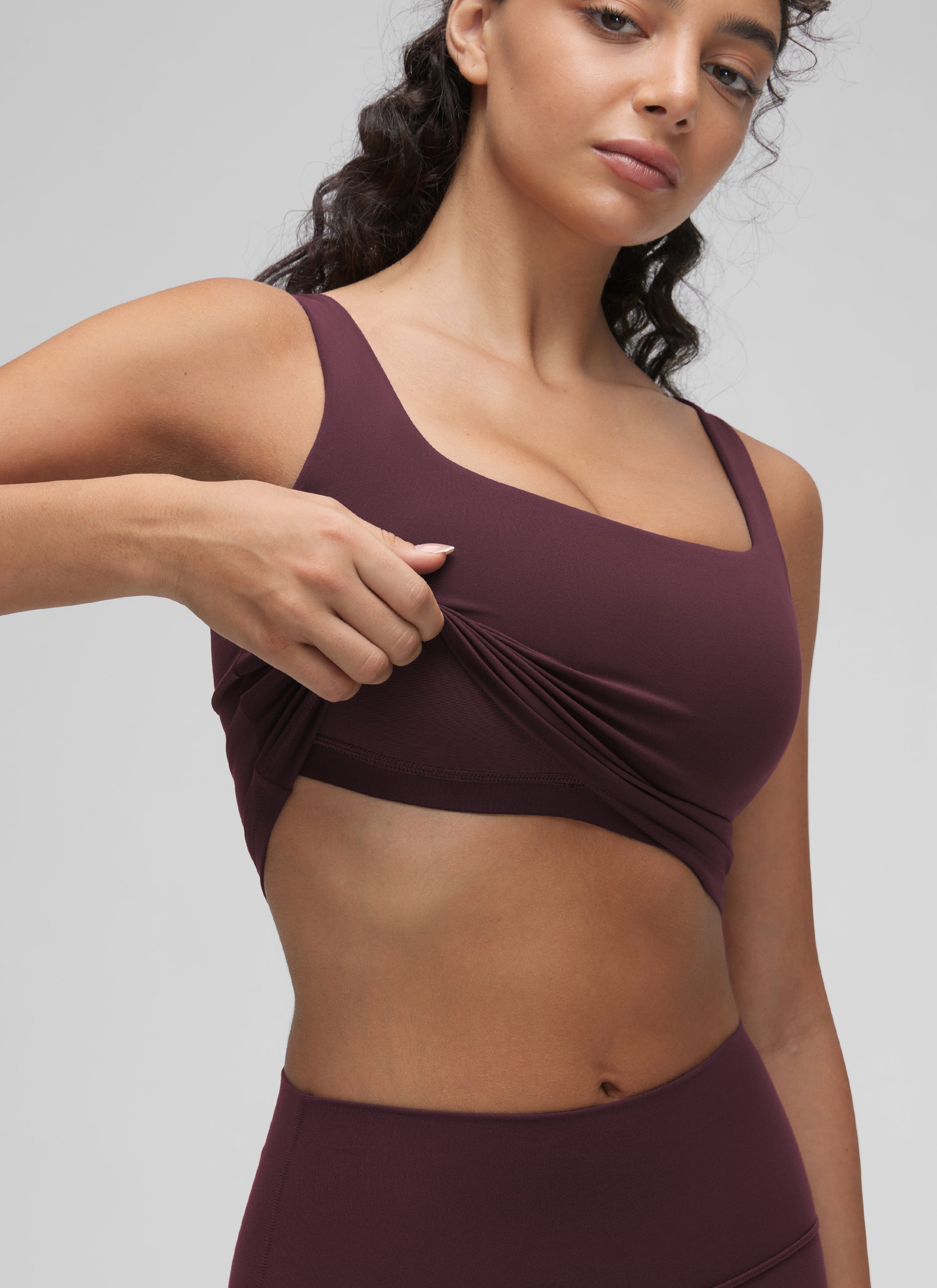 CRZ YOGA Yoga Wanita Impak Rendah Butterluxe Bra Garis Panjang Leher Segi Empat Plum Masak