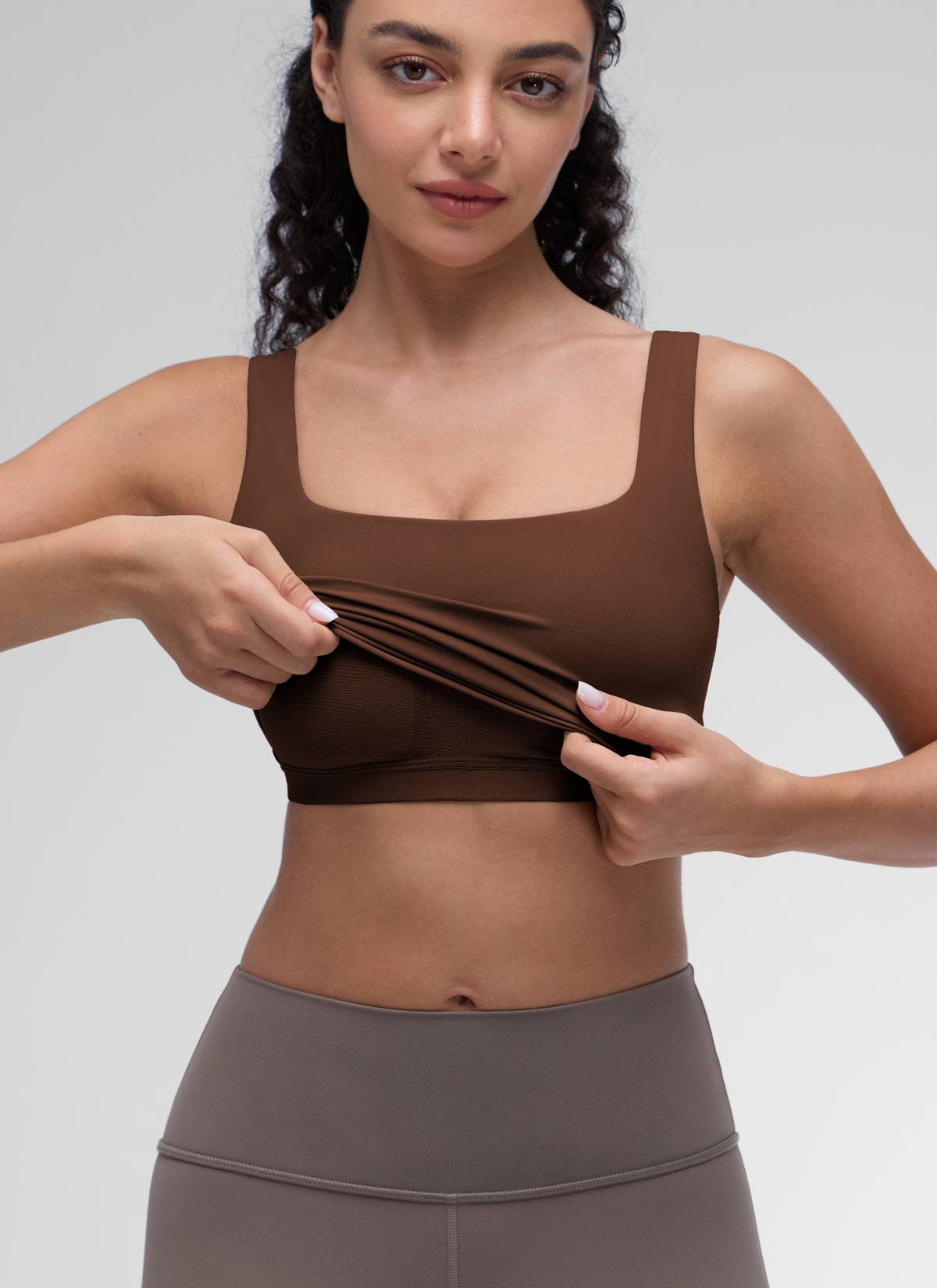 CRZ YOGA Yoga Wanita Impak Rendah Butterluxe Bra Garis Panjang Leher Segiempat Coklat Lava
