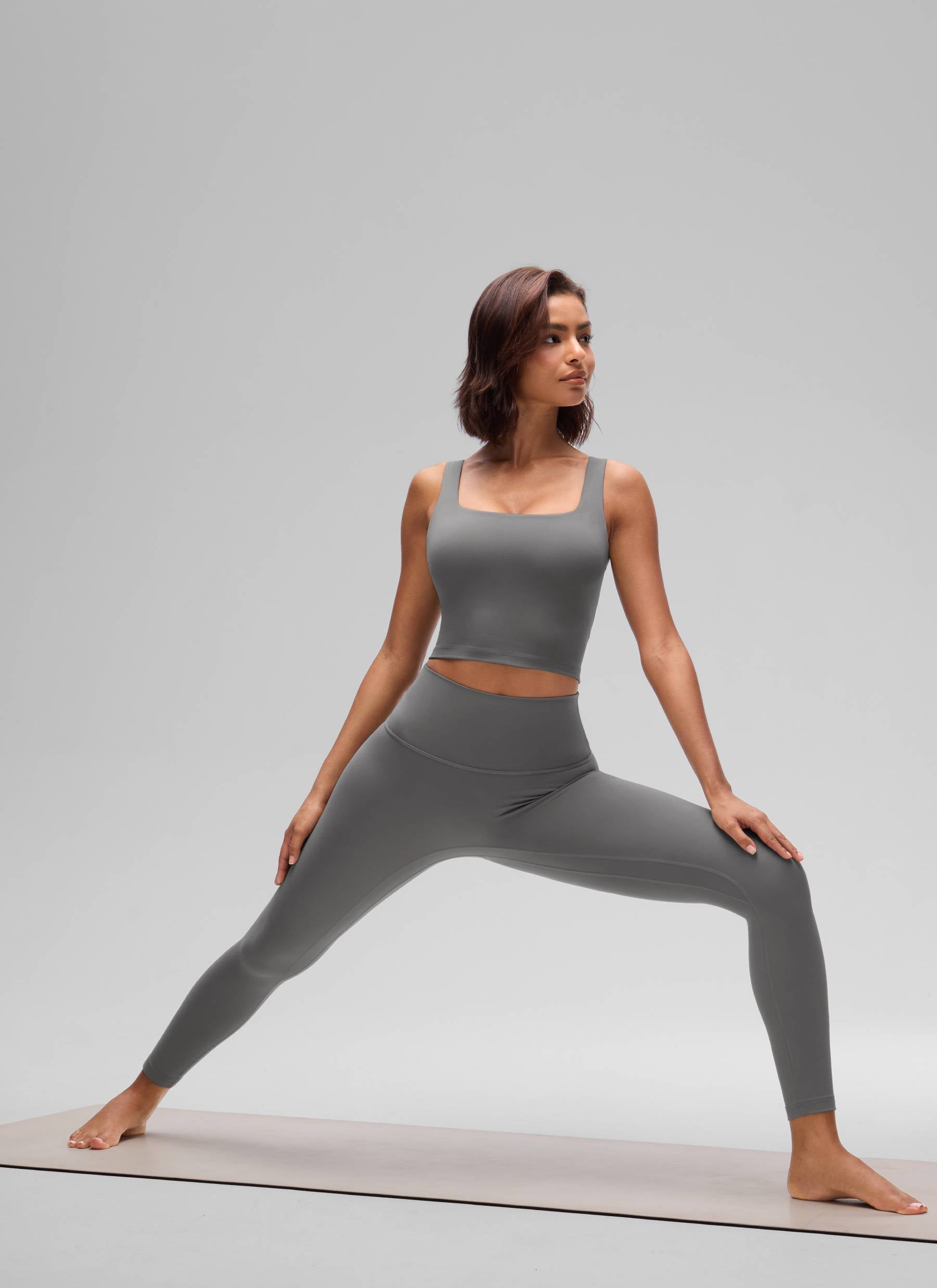 CRZ YOGA Yoga Wanita Impak Rendah Butterluxe Bra Garis Panjang Leher Segi Empat Kelabu Abu