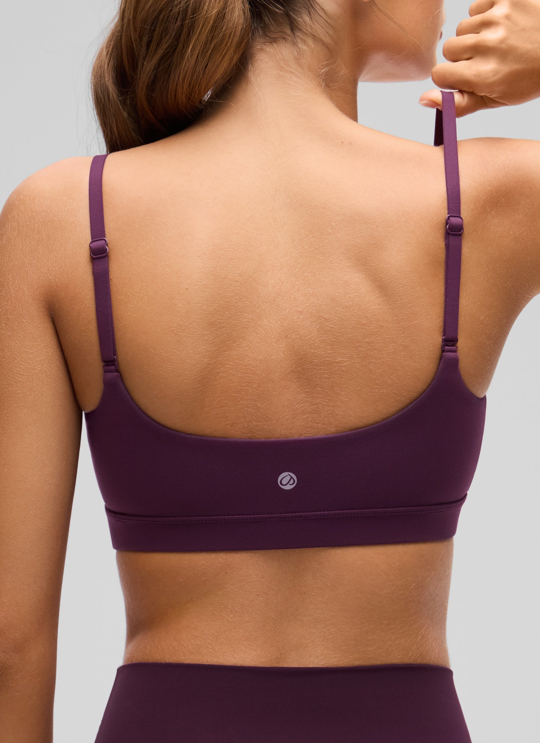 CRZ YOGA Wanita Butterluxe Bra Leher Senduk Tali Spageti Boleh Laras Ungu Tua