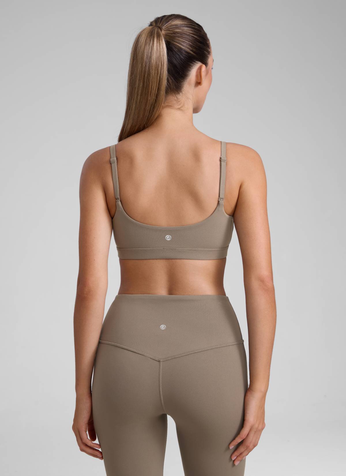 CRZ YOGA Wanita Butterluxe Bra Leher Senduk Tali Spageti Boleh Laras Kelabu Nomad