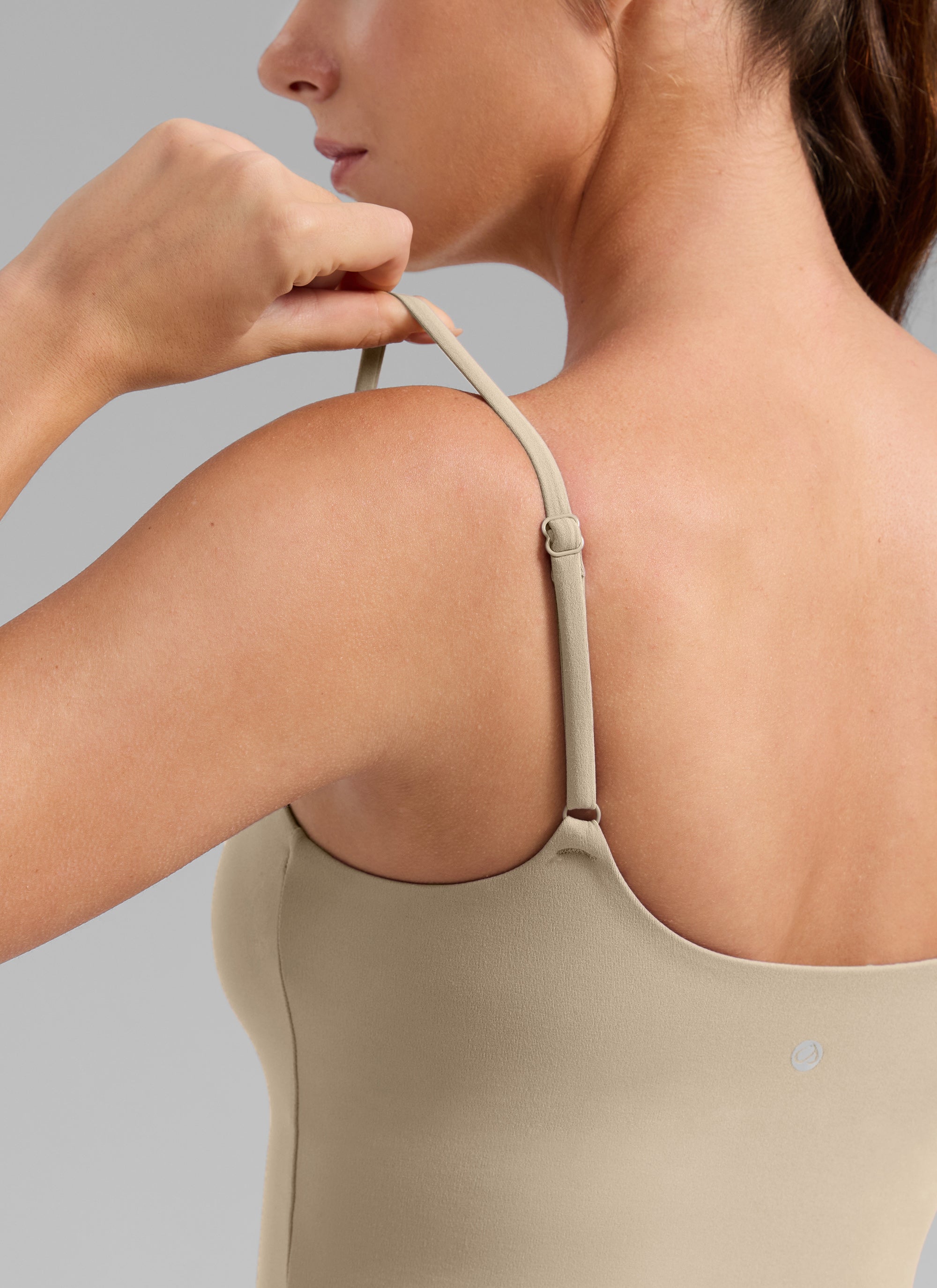 CRZ YOGA Wanita Butterlift Bra Sukan Yoga Tali Panjang Leher Scoop U Belakang Oak