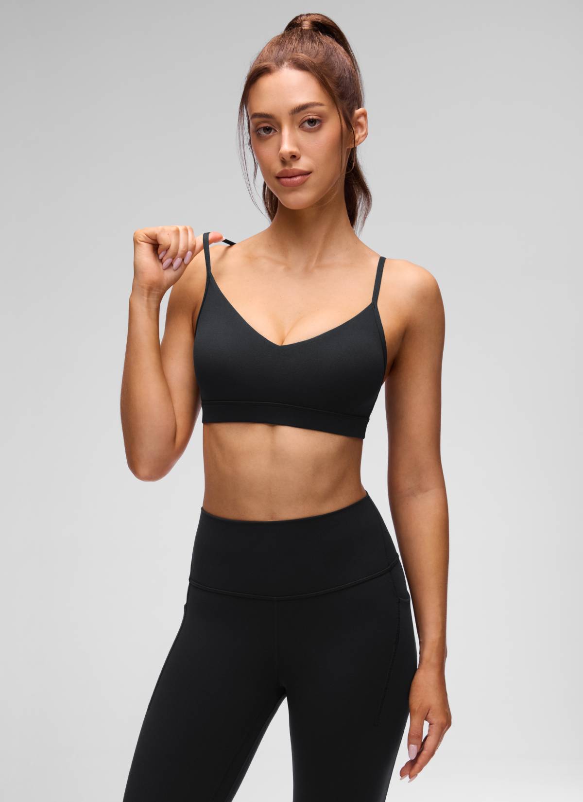 CRZ YOGA Butterluxe Bra Sukan Yoga Berlapik Leher V Wanita Hitam