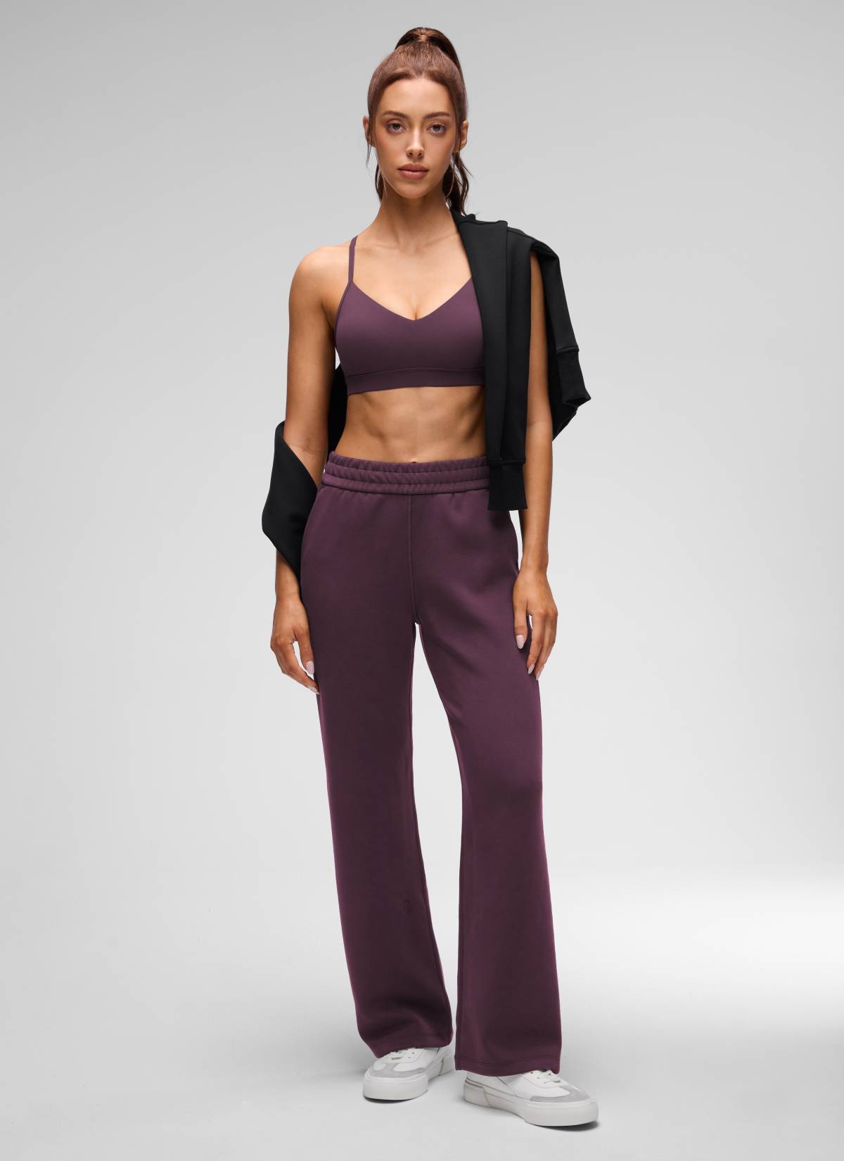 CRZ YOGA Butterluxe Bra Sukan Yoga Berlapik Leher V Wanita Grape Thistle Ungu
