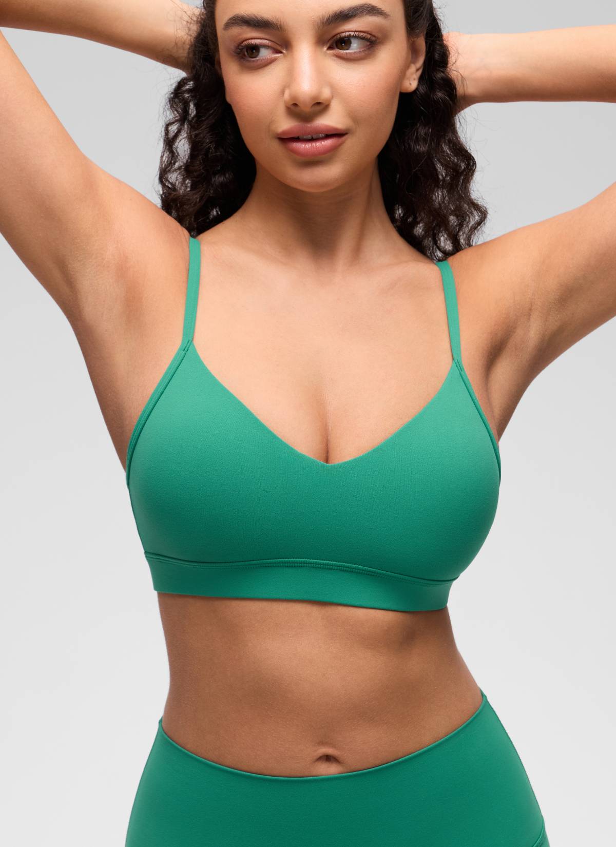CRZ YOGA Butterluxe Bra Sukan Yoga Berlapik Leher V Wanita Hijau Cascadia