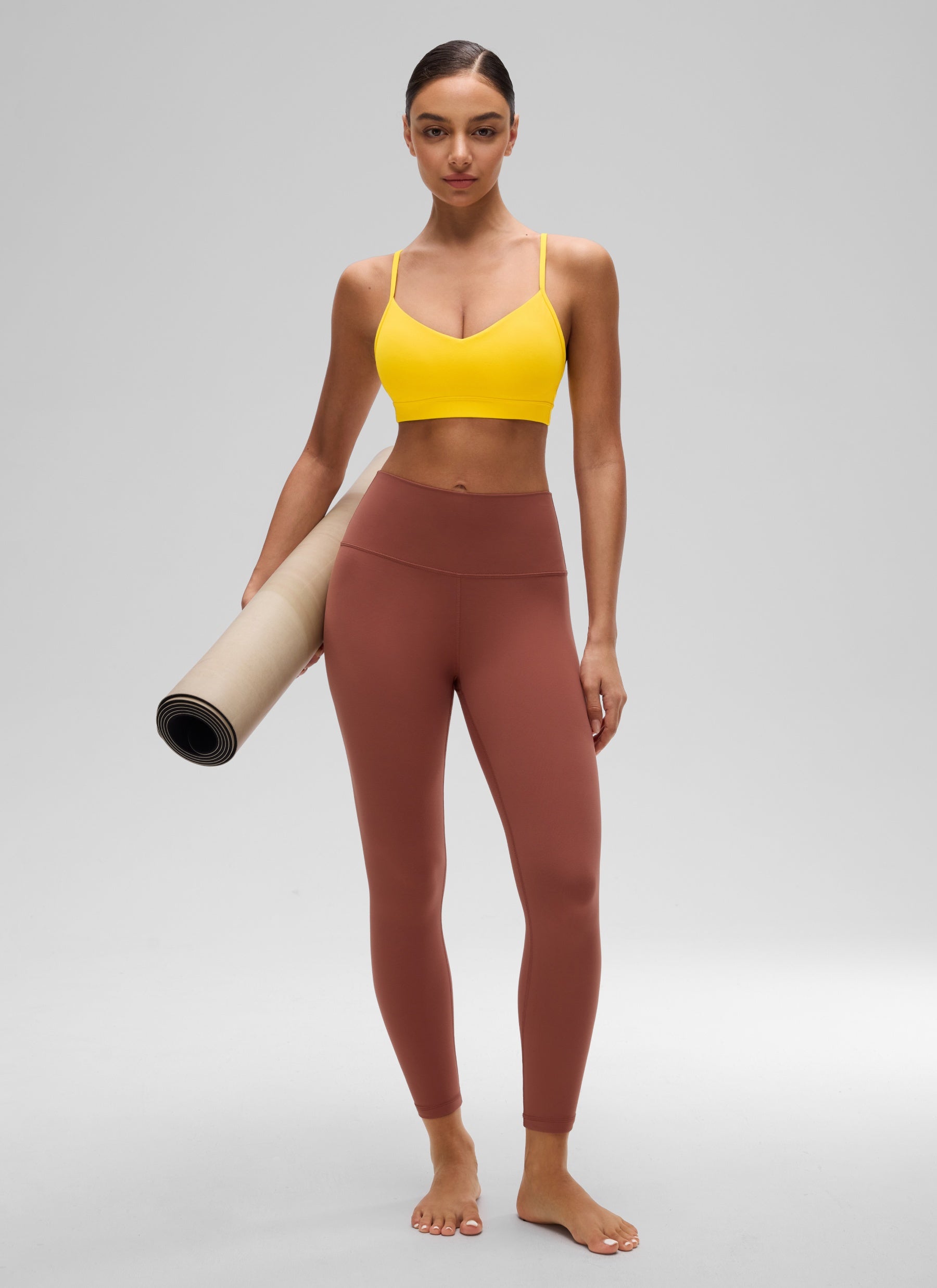 CRZ YOGA Butterluxe Bra Sukan Berlapik Yoga Kamisol Leher V Wanita Keterlihatan Tinggi Kuning