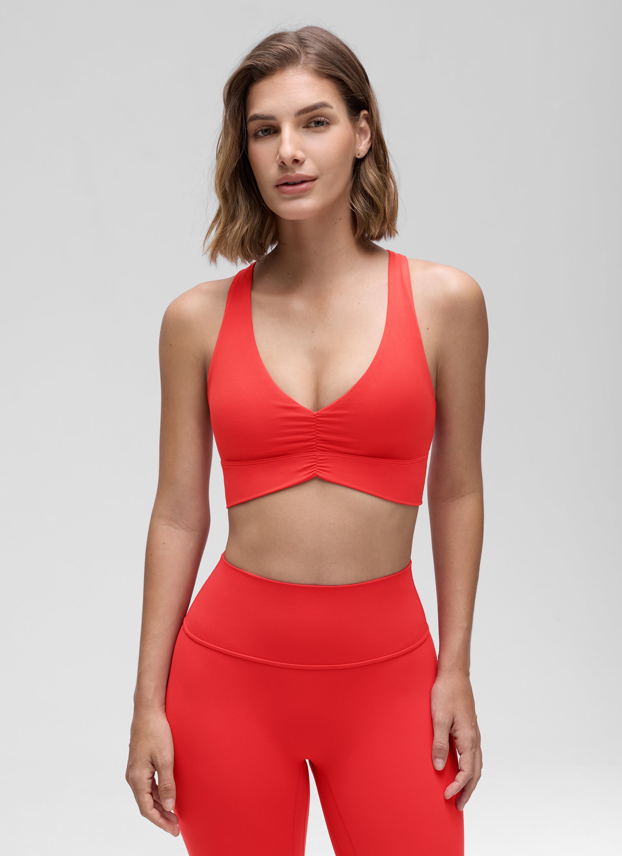 Sokongan Ringan Wanita CRZ YOGA Butterluxe Bra Yoga Berlubang Leher V Merah Tua