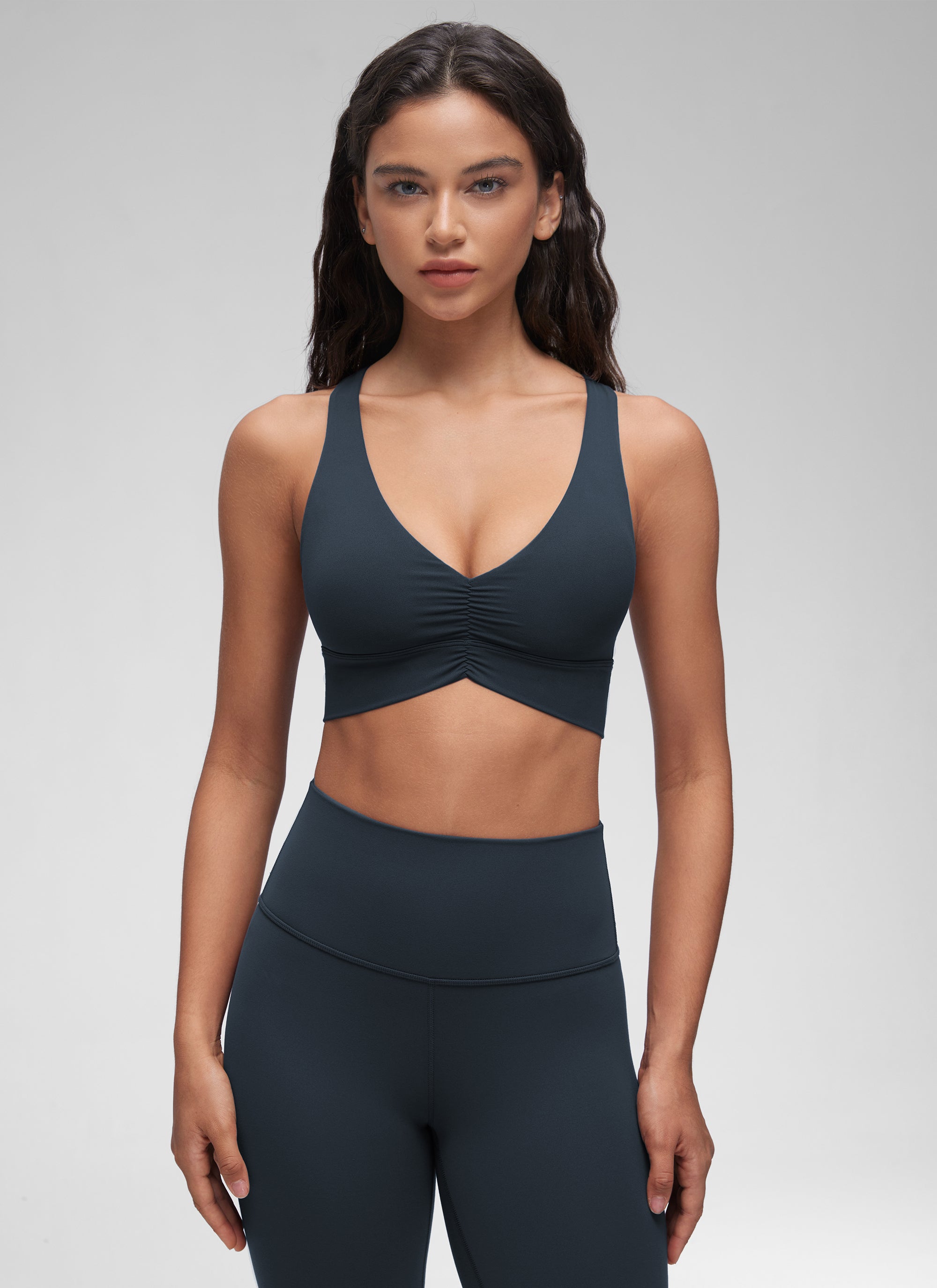 Sokongan Ringan Wanita CRZ YOGA Butterluxe Yoga Bra Ruched V Neck True Navy