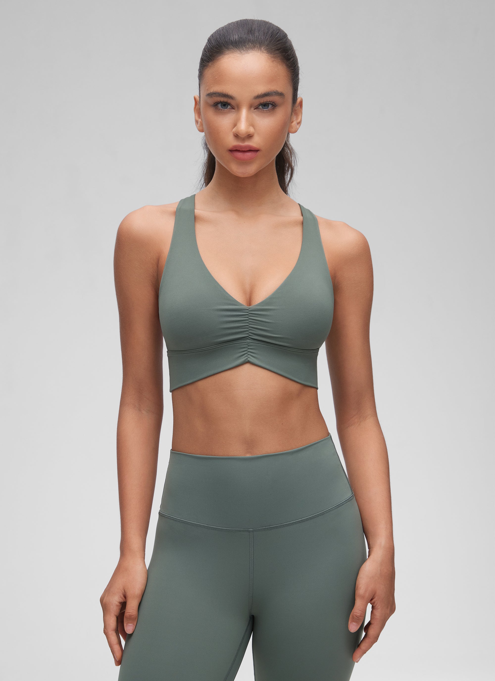 Sokongan Ringan Wanita CRZ YOGA Butterluxe Yoga Bra Ruched V Neck Grey Sage