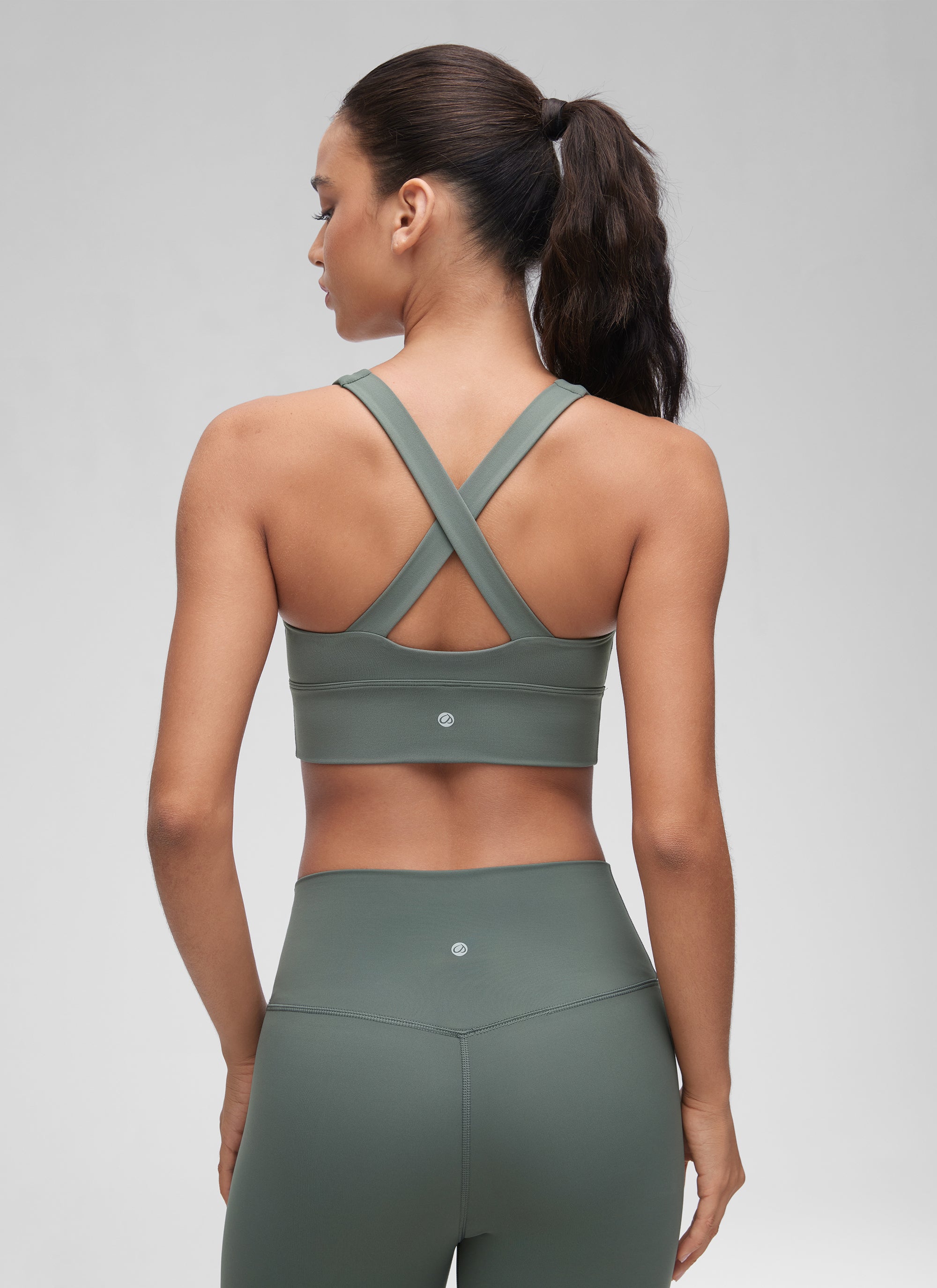 Sokongan Ringan Wanita CRZ YOGA Butterluxe Yoga Bra Ruched V Neck Grey Sage