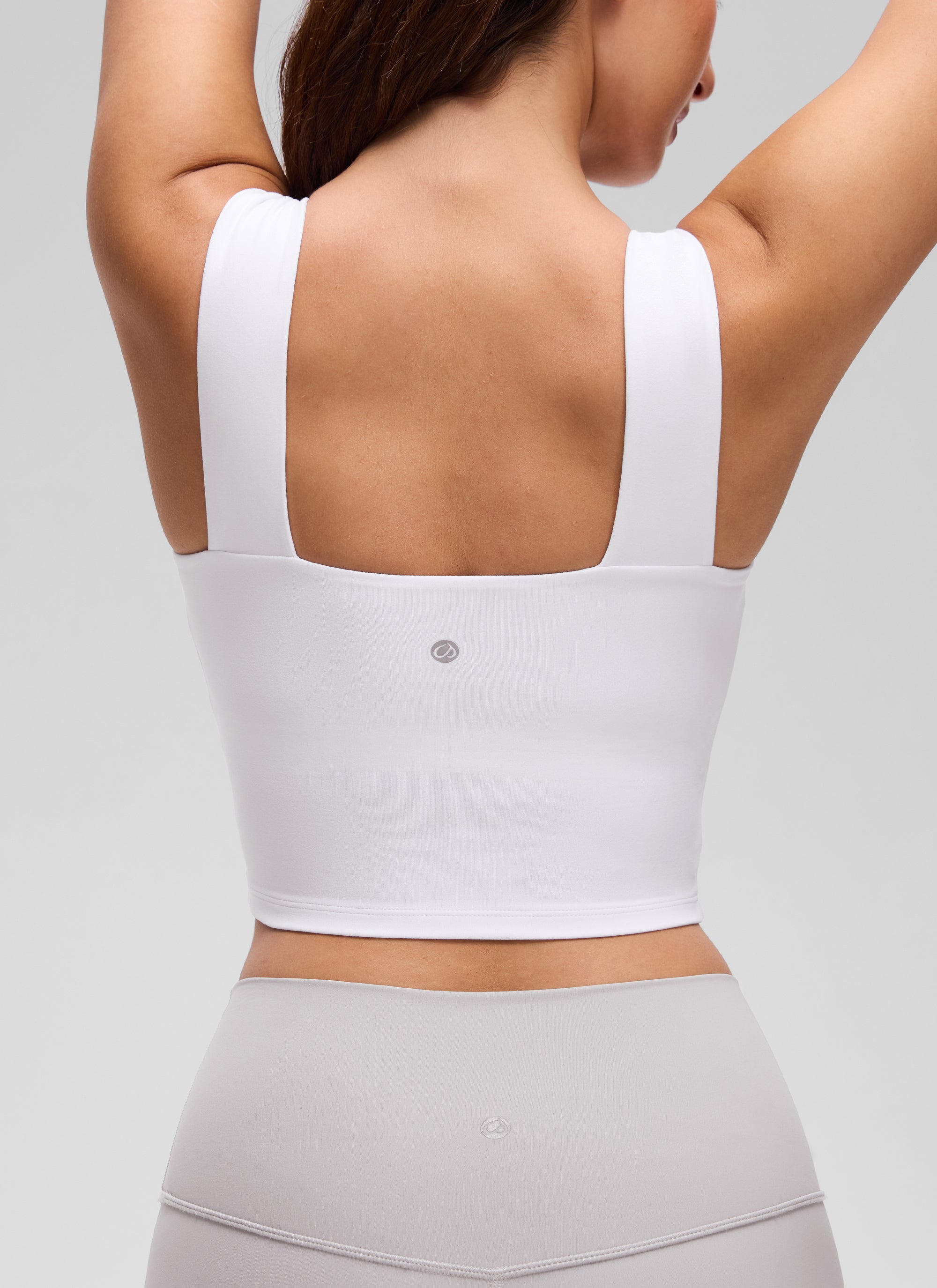 CRZ YOGA Wanita Butterluxe Bra Tank Terbina dalam Crop Leher Segi Empat Putih