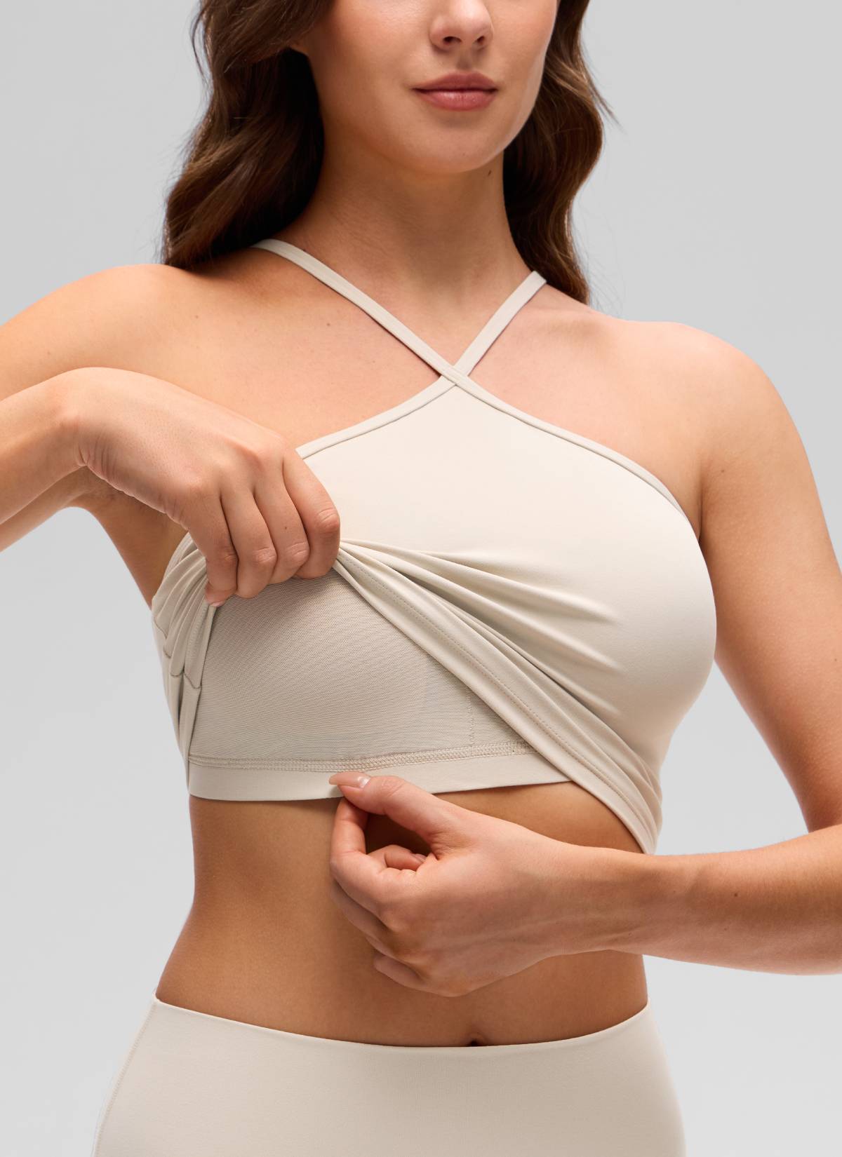 CRZ YOGA Wanita Butterluxe Yoga Cross Halter Crop Terbina Dalam Bra Tank Mojave Tan