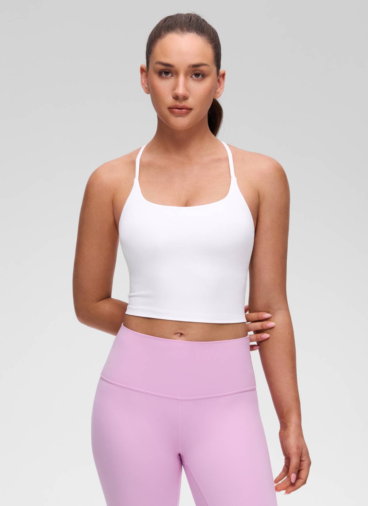 CRZ YOGA Wanita Butterluxe Bra Terbina Dalam Bertali Leher U Bersilang Belakang Putih