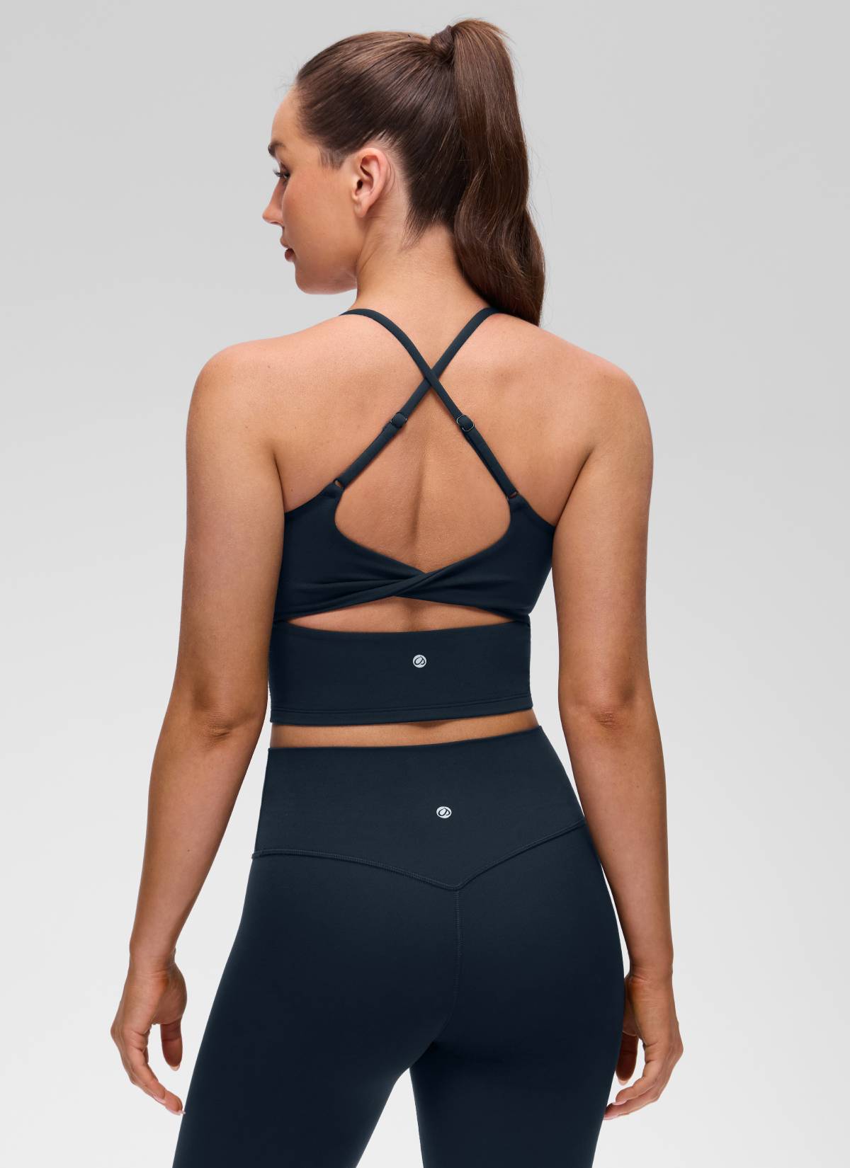 CRZ YOGA Wanita Butterluxe Bra Terbina Dalam Berpintal Leher U Silang Belakang Tank True Navy