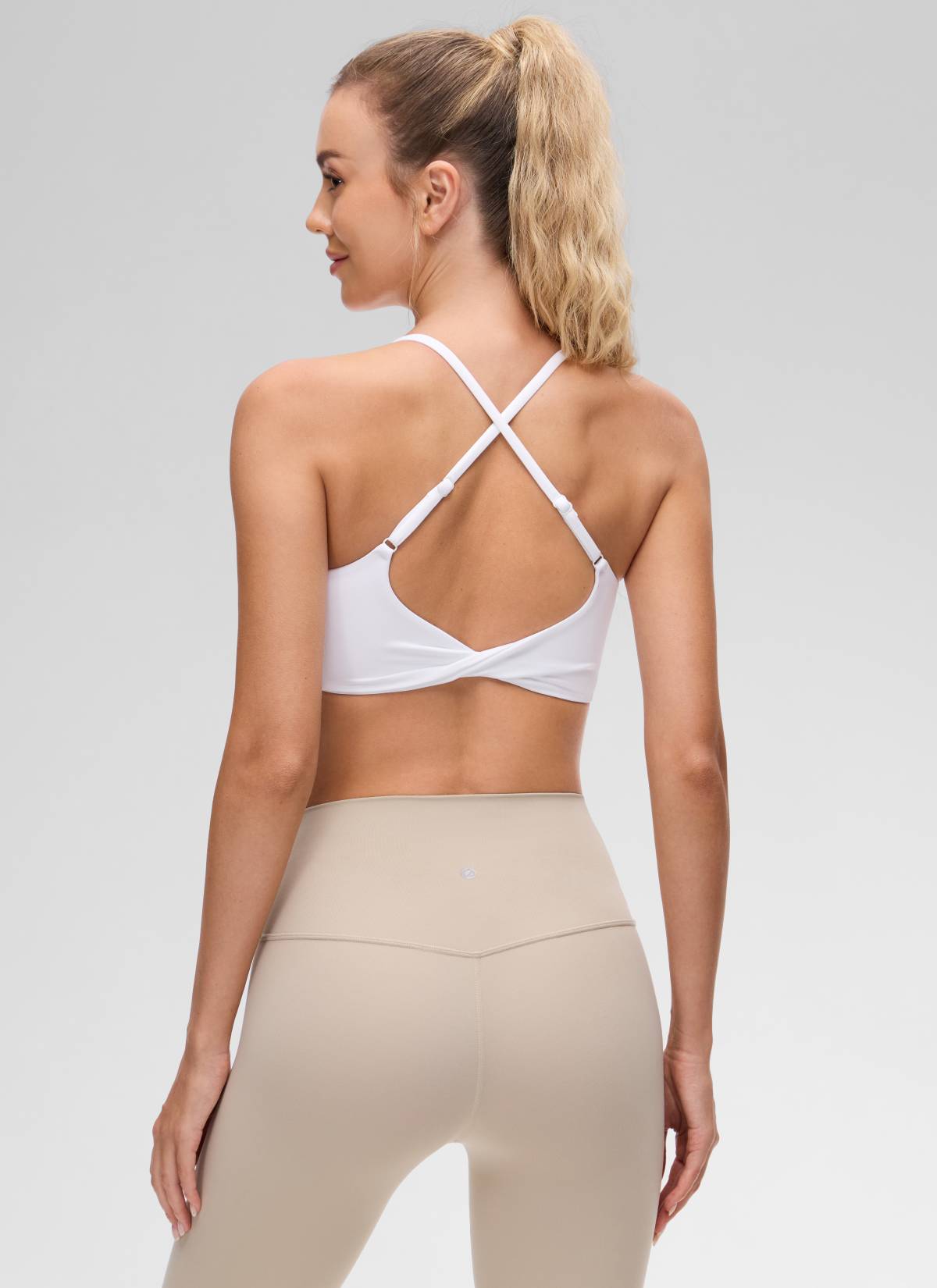 CRZ YOGA Wanita Butterluxe Bra Sukan Yoga Scoop Neck Twist Cross Back Putih