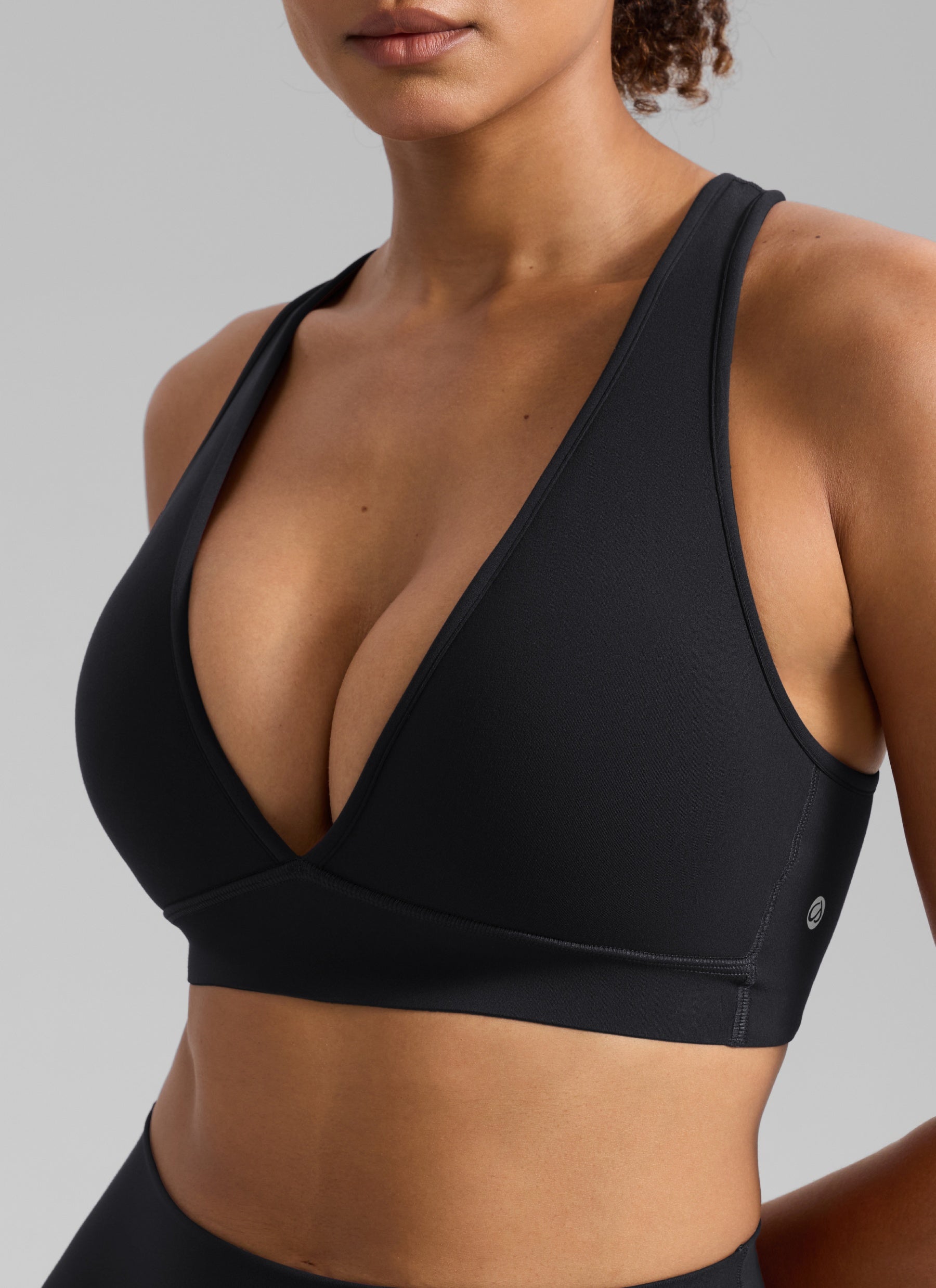 Bra Sukan Butterlift® Leher V Dalam Bersilang Belakang CRZ YOGA Wanita Hitam
