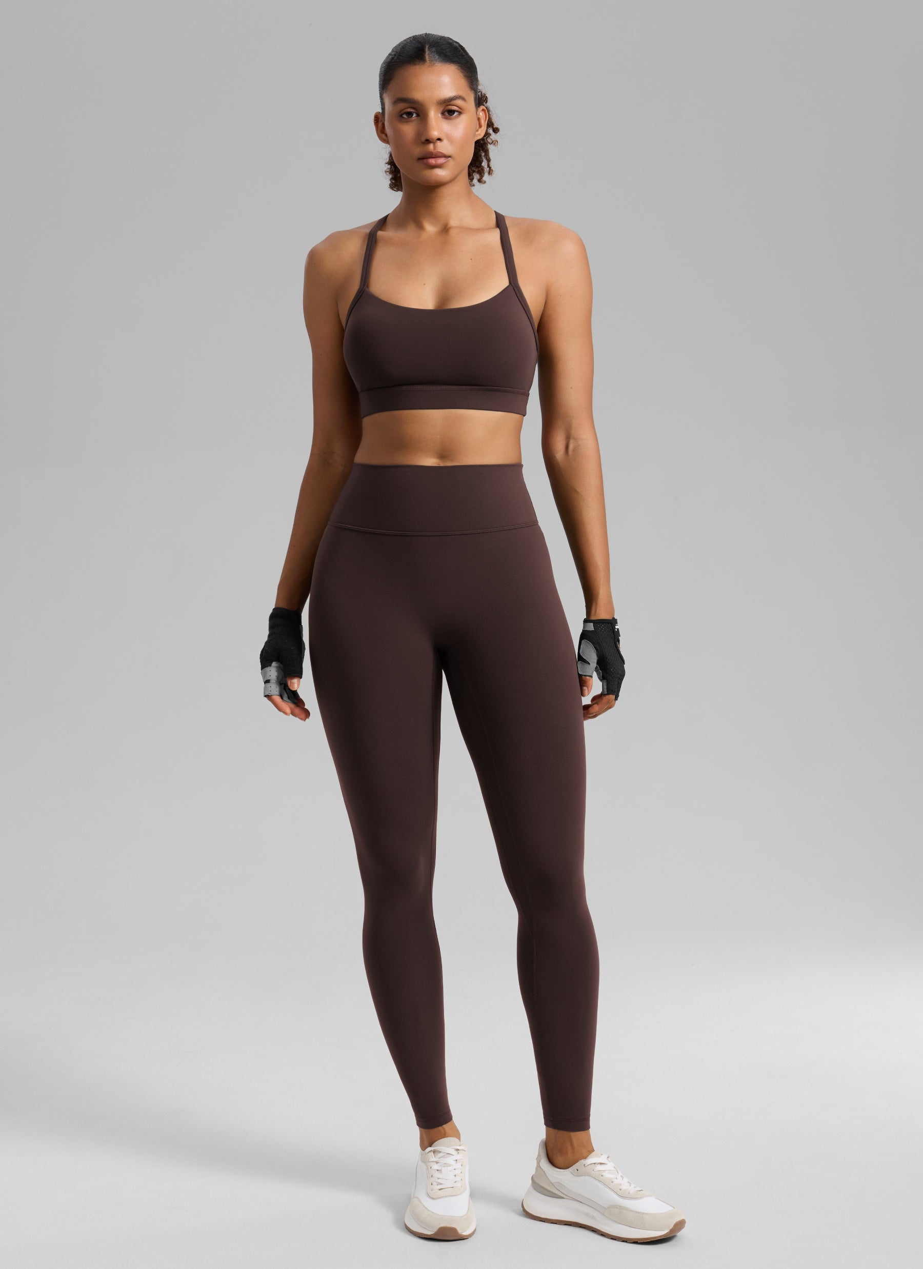 CRZ YOGA Wanita Butterlift Bra Sukan Lubang Kunci Leher U Yoga Bersilang Belakang Coklat Panas Fudge