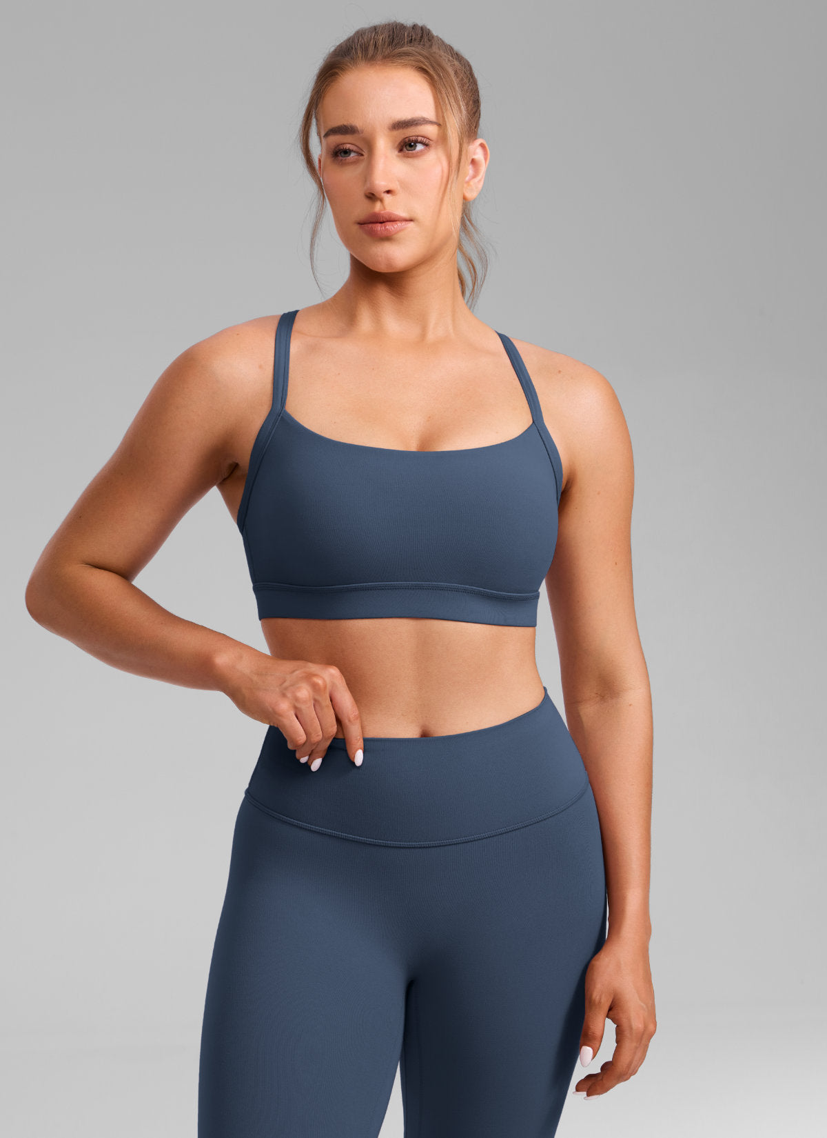 CRZ YOGA Wanita Butterlift Bra Sukan Lubang Kunci Leher U Bersilang Belakang Stelindigo