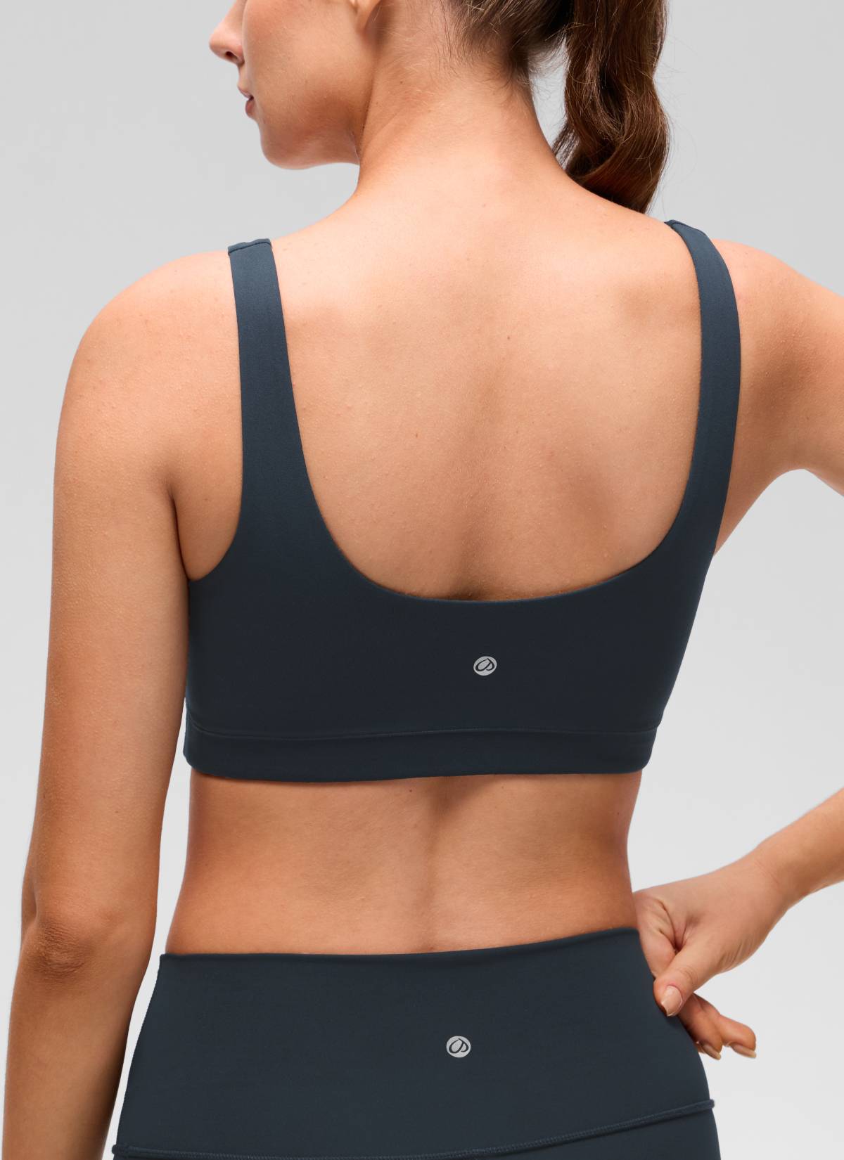 CRZ YOGA Wanita Butterluxe Bra Sukan Belakang Yoga U Sokongan Ringan True Navy