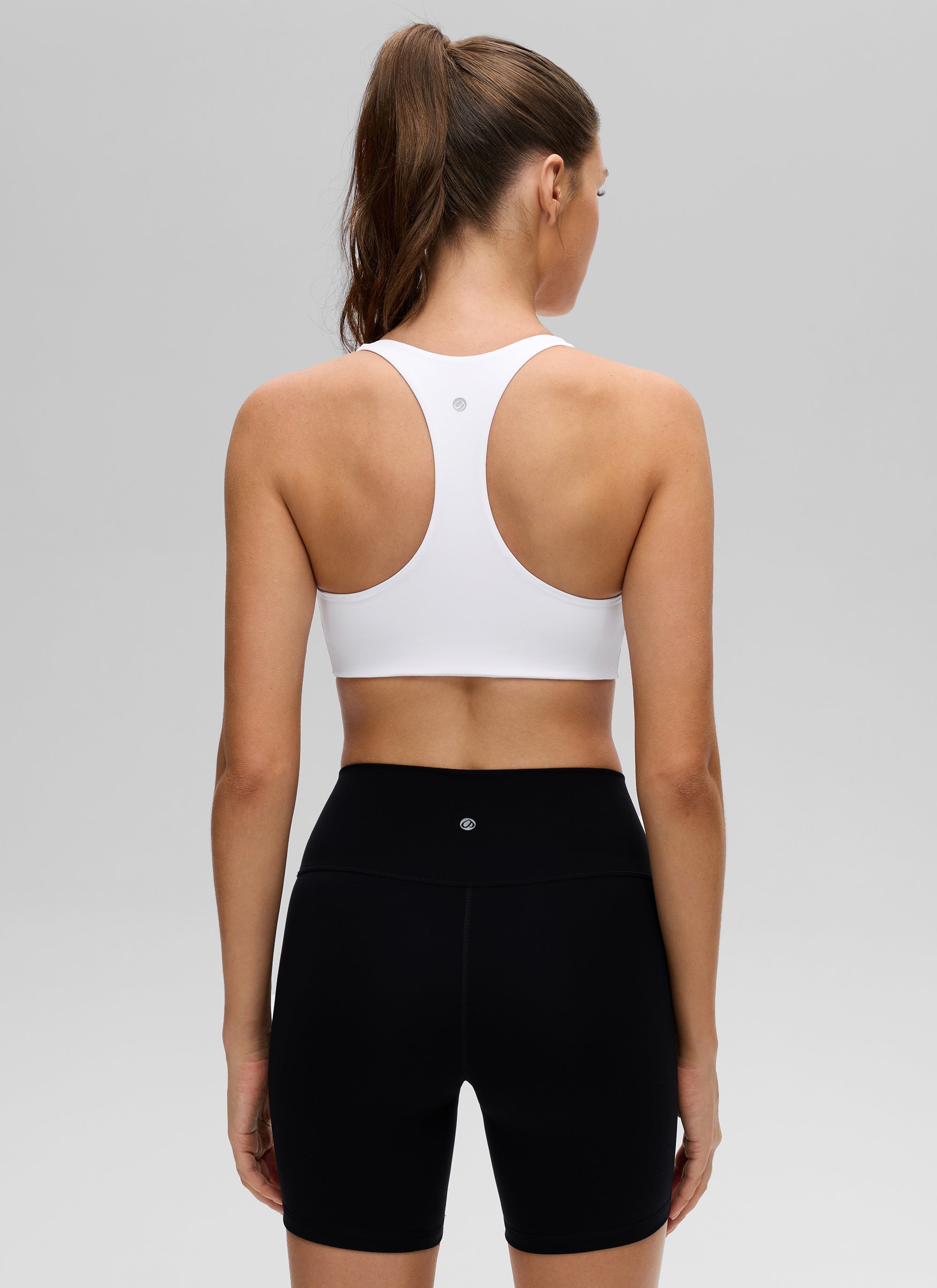 CRZ YOGA Wanita Butterluxe Bra Sukan Yoga V Neck RacerBack Binaan Dalam Putih