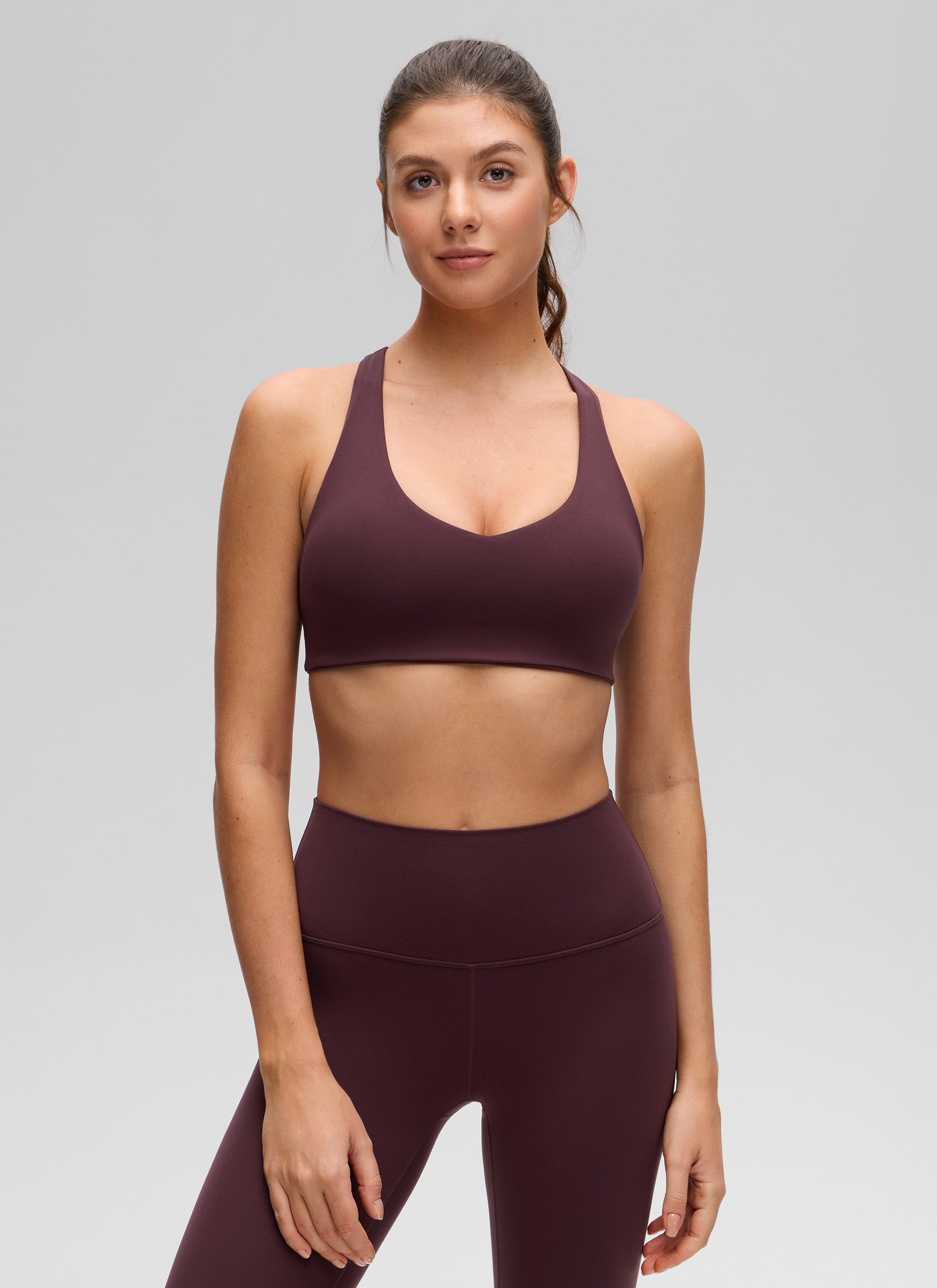 CRZ YOGA Wanita Butterluxe Bra Sukan Yoga V Neck RacerBack Bina Dalam Plum Masak