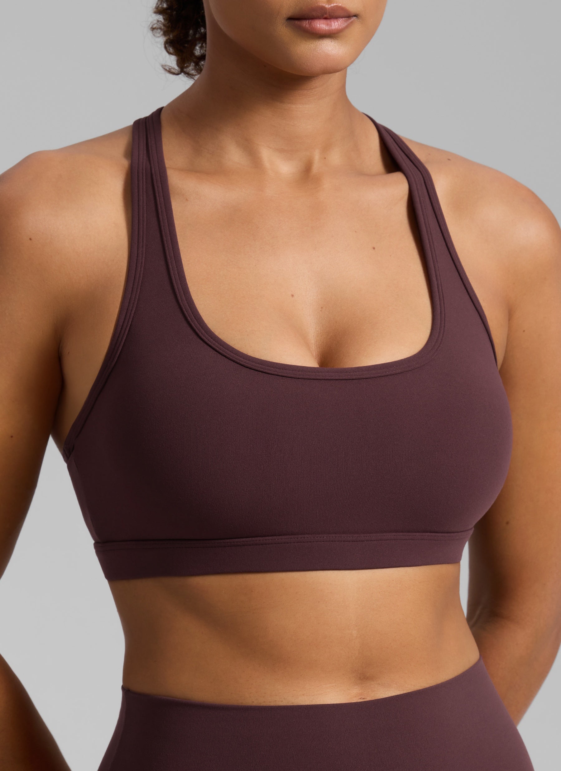 CRZ YOGA Wanita Butterlift Bra Sukan Lubang Kunci Yoga Leher U Racerback Plum Masak