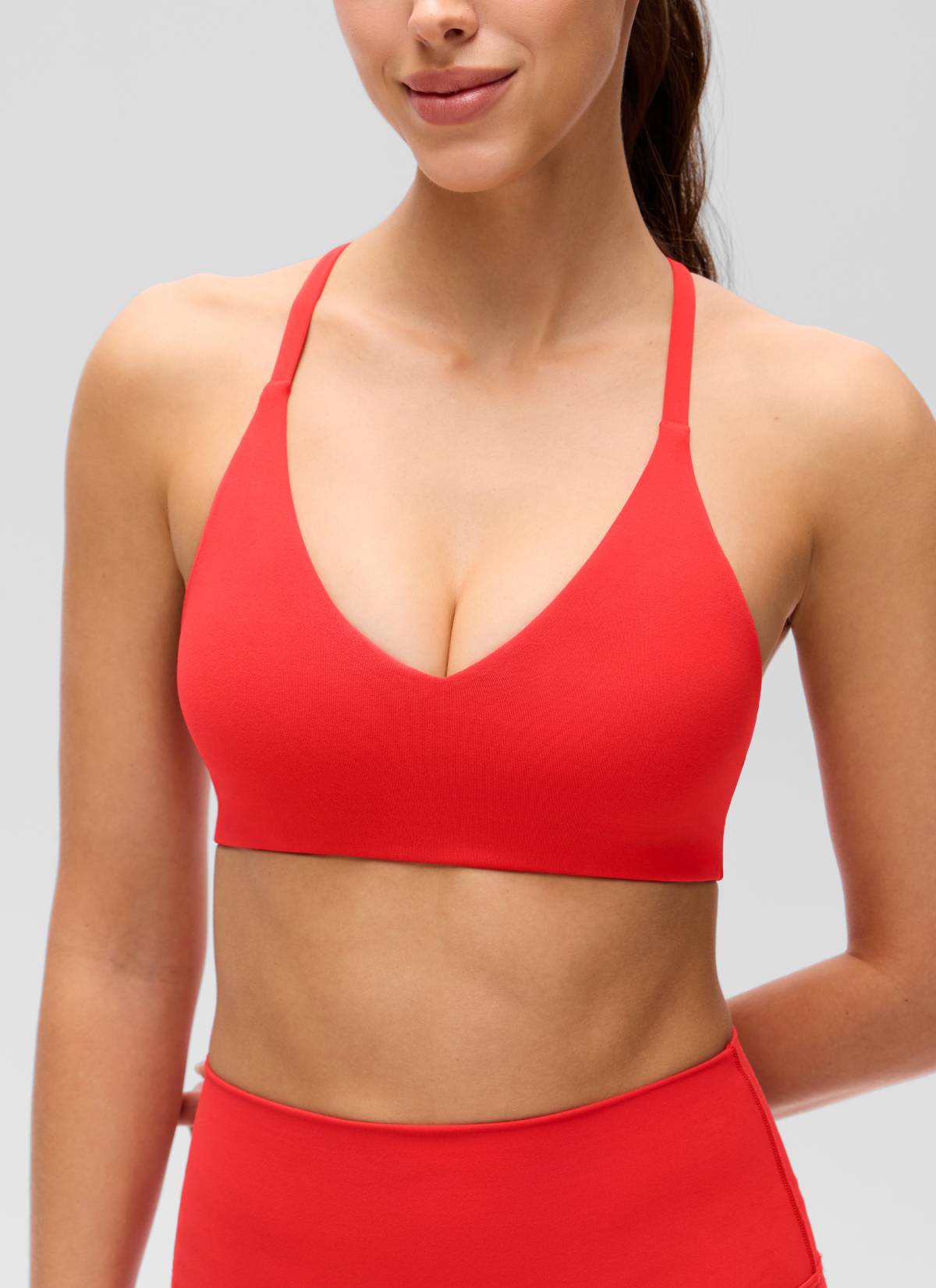 Bra Sukan Tali Nipis Racerback V-Neck Butterluxe Wanita CRZ YOGA Merah Pekat
