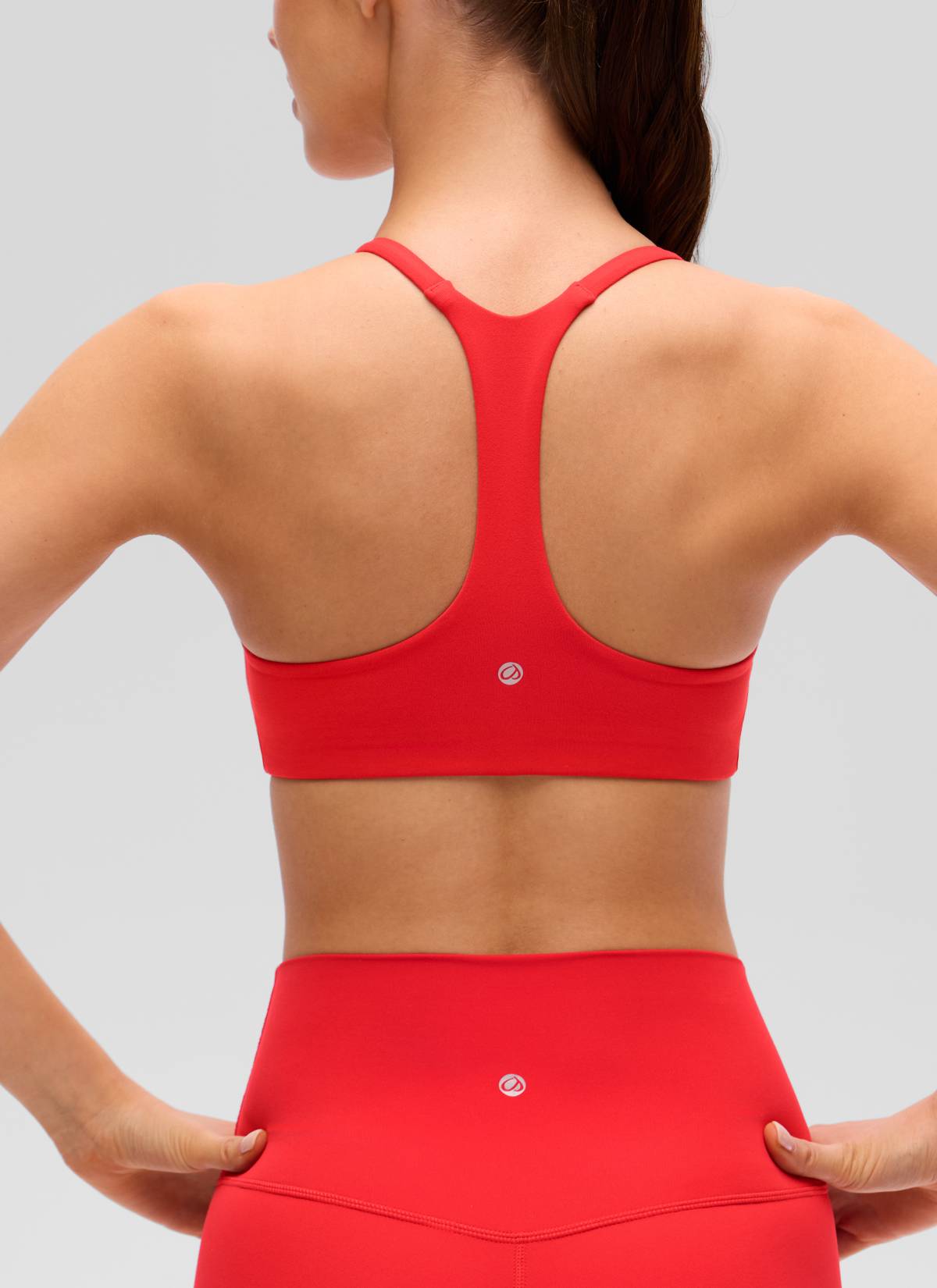 Bra Sukan Tali Nipis Racerback V-Neck Butterluxe Wanita CRZ YOGA Merah Pekat