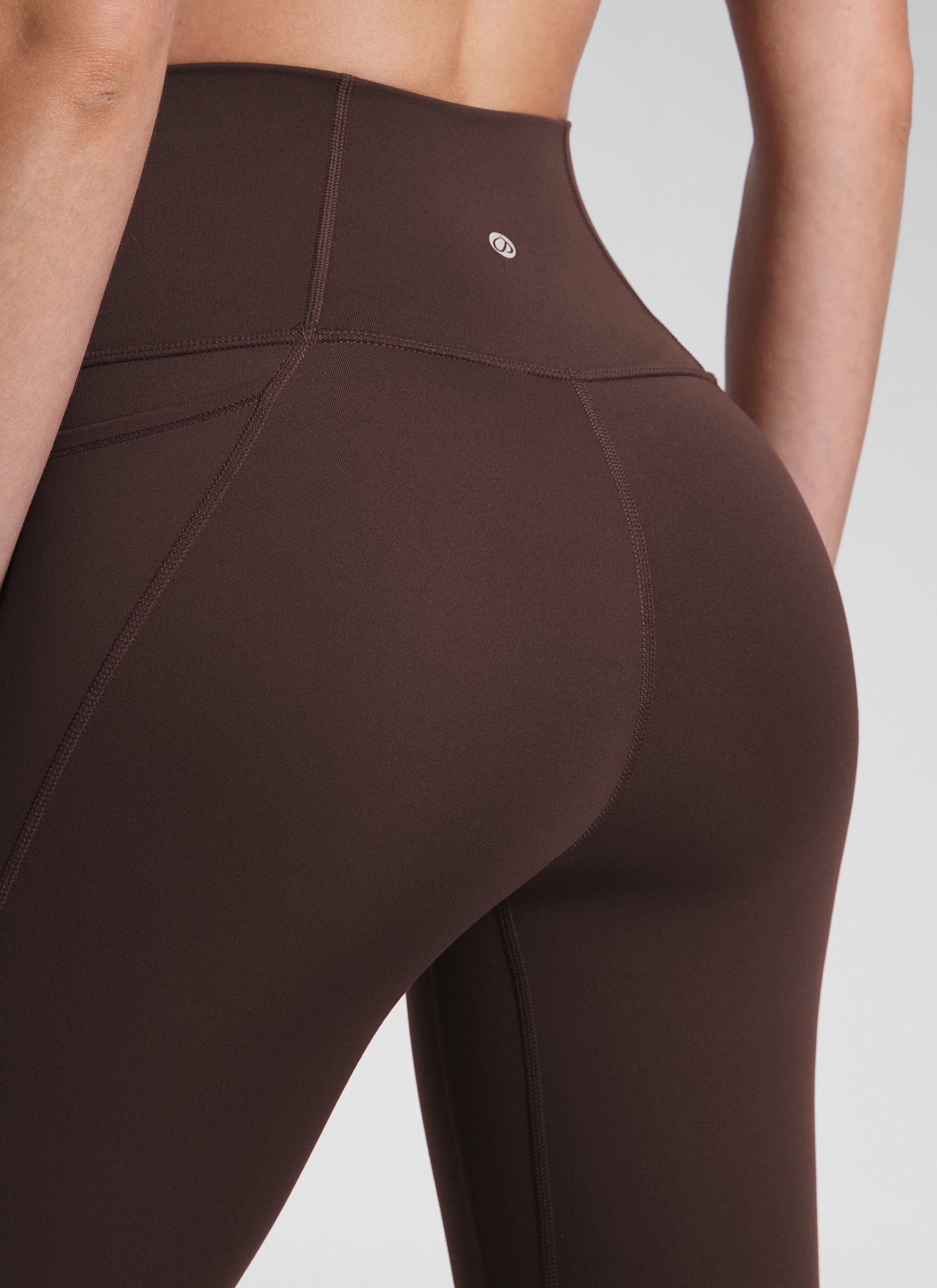 Ruang Istirehat Yoga Wanita CRZ YOGA Bertingkat Tinggi Butterluxe Legging Poket 25'' Coklat Fudge Panas