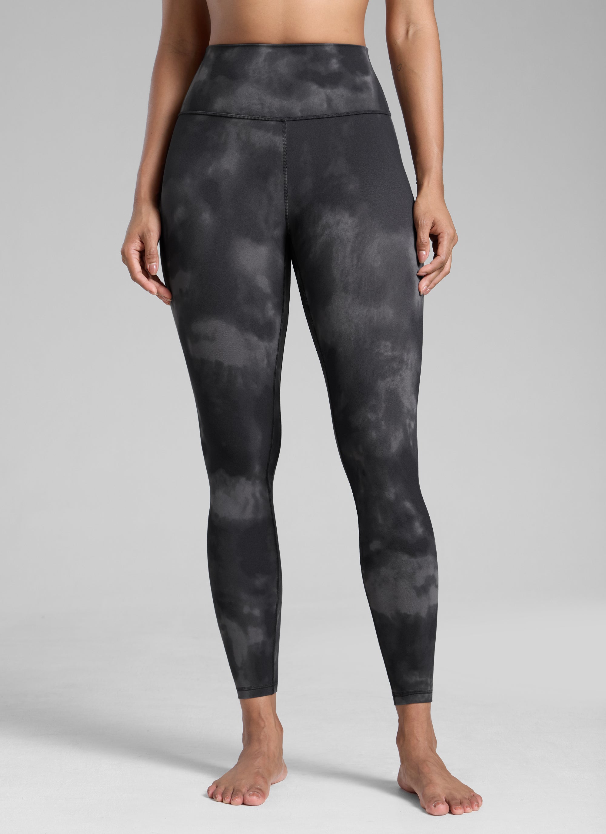 Senaman Tinggi CRZ YOGA Wanita Butterlift Legging Yoga 25'' Bunga Pewarna Ikat Kelabu