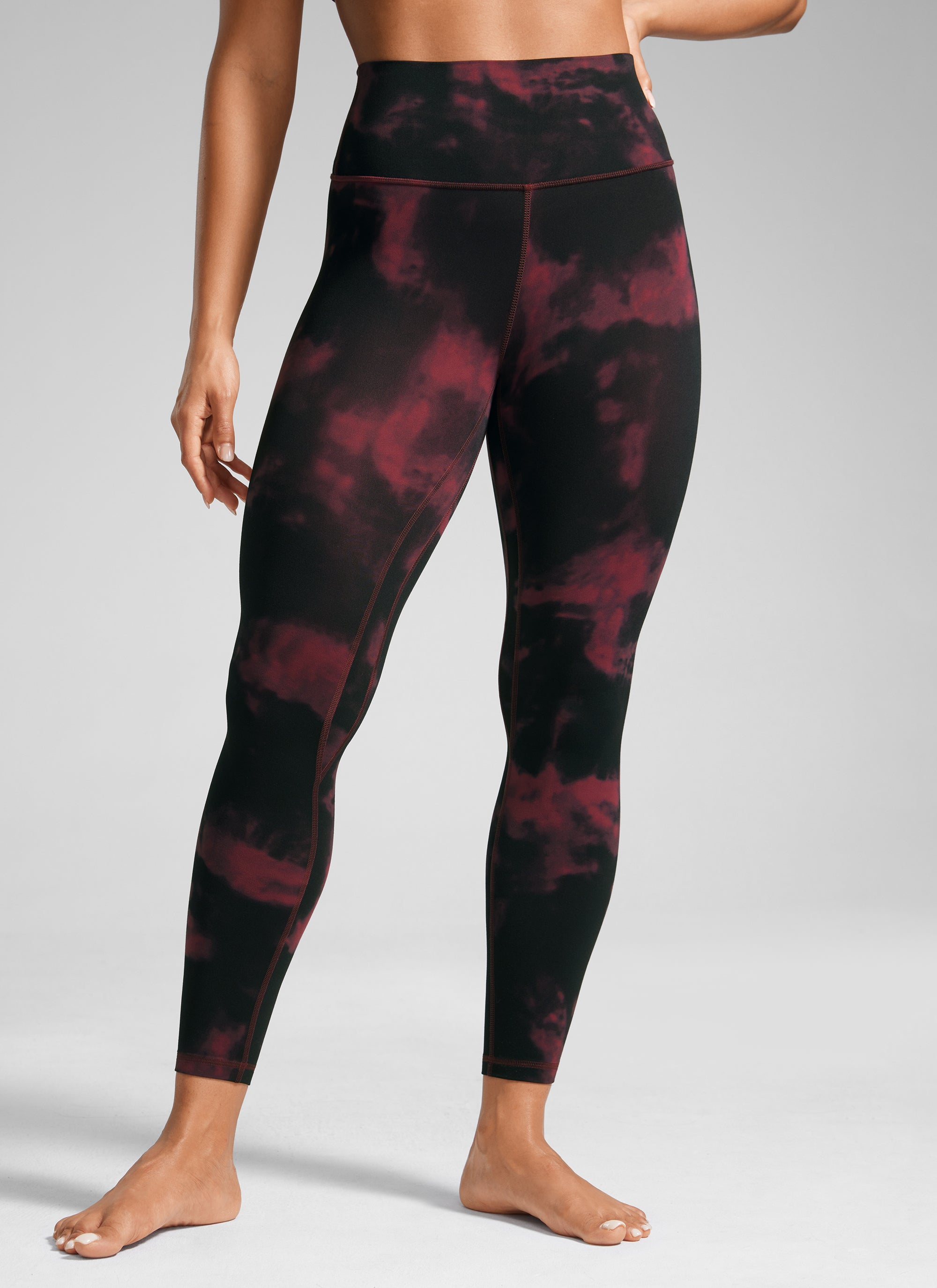 Senaman Tinggi CRZ YOGA Wanita Butterlift Legging Yoga 25'' Bunga Pewarna Ikat Burgundy