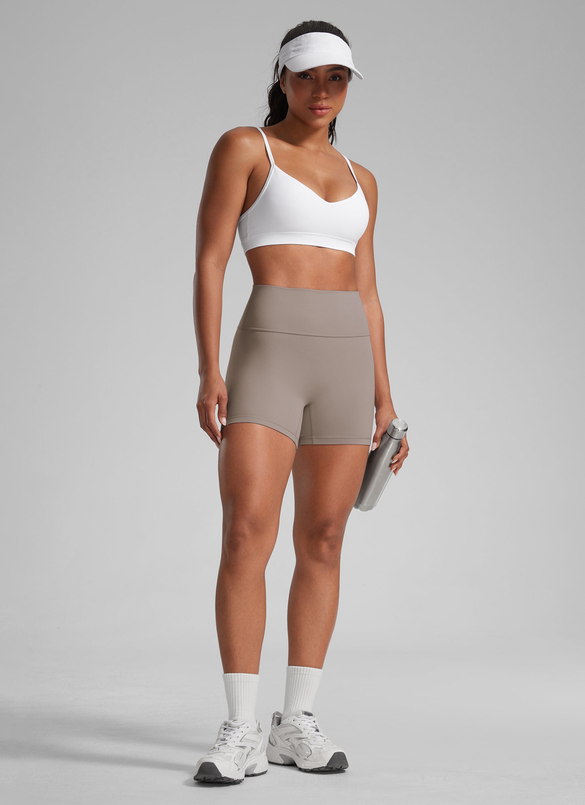 CRZ YOGA Wanita Butterlift Seluar Pendek Biker Senaman Atheletik Scrunch Butt Latte Berkrim