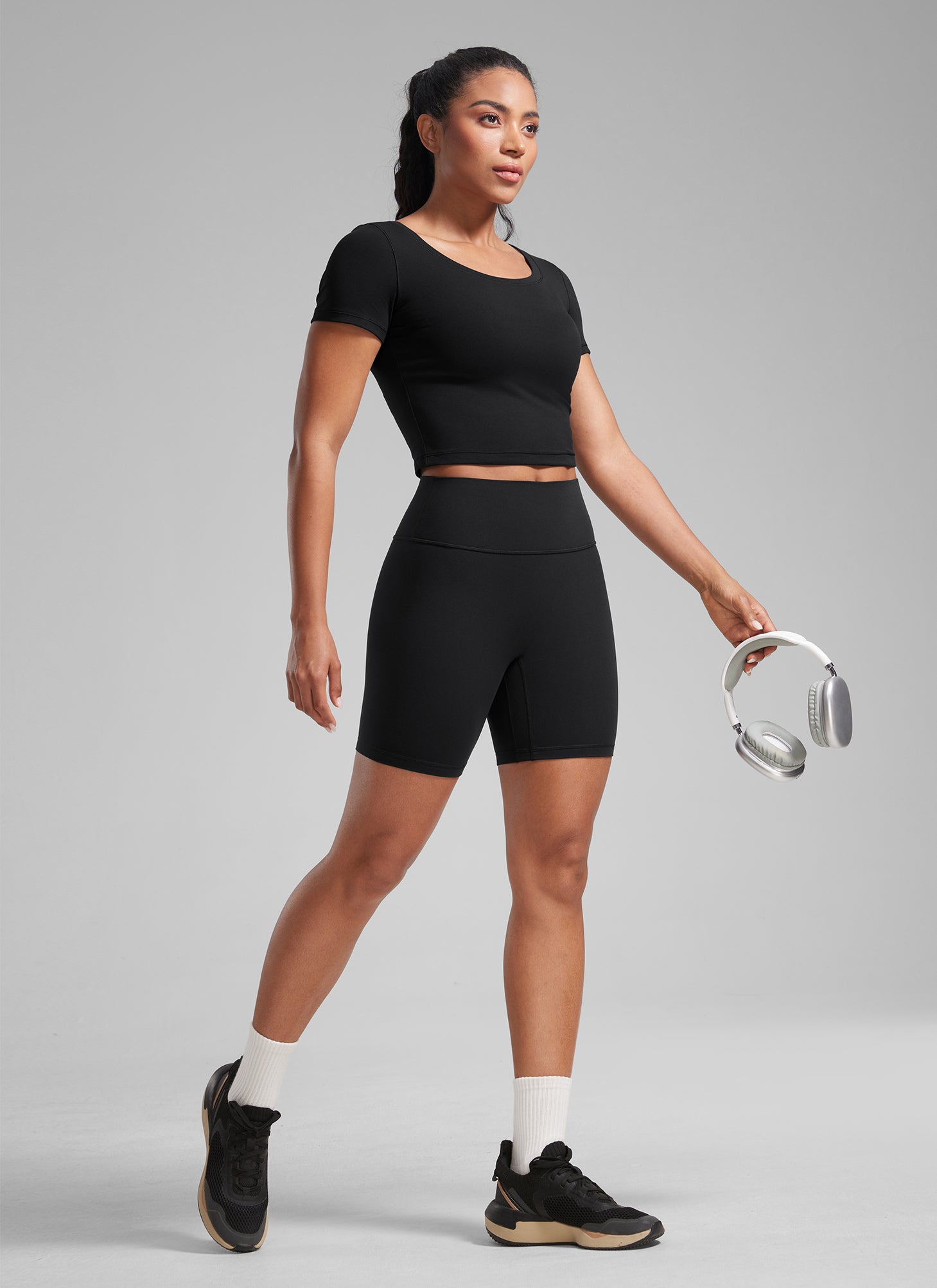 CRZ YOGA Butterlift Seluar Pendek Biker Wanita Scrunch Butt 6'' Tanpa Jahitan Depan Hitam