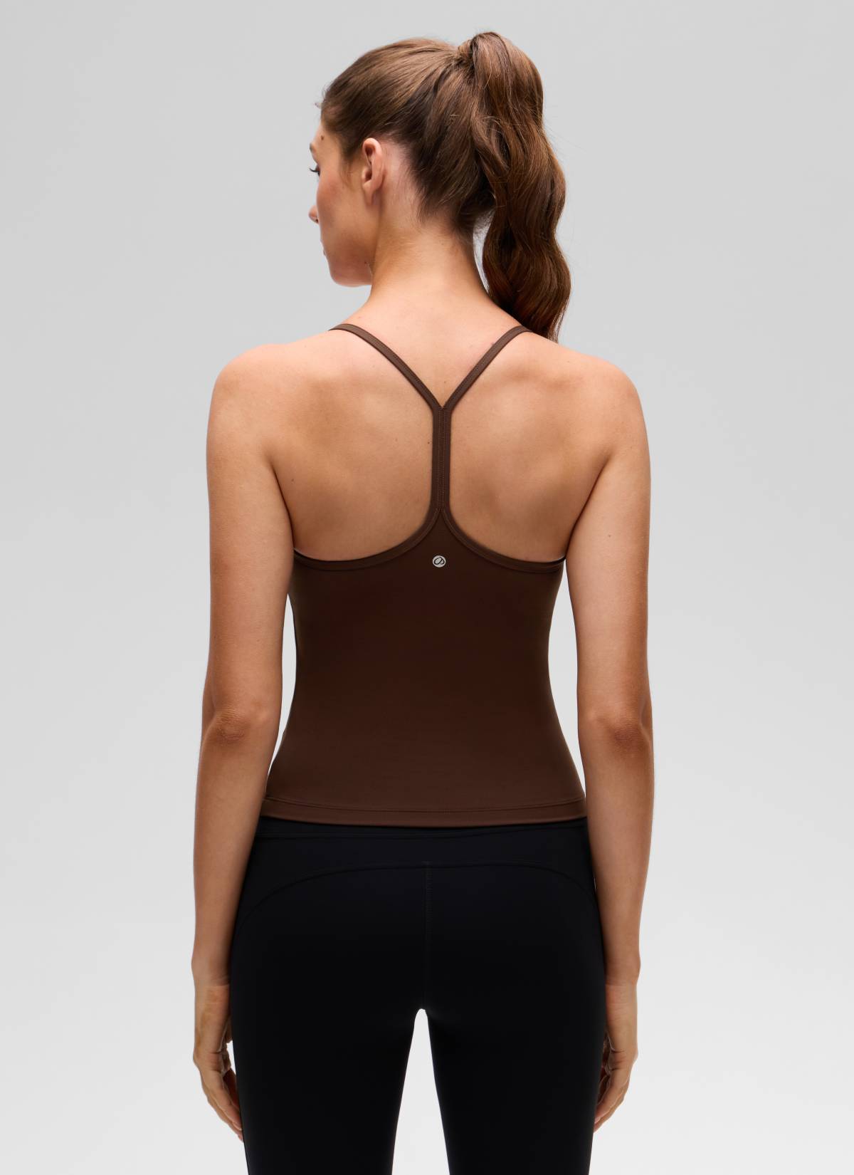 CRZ YOGA Yoga Slim Fit Wanita Butterluxe Bra Terbina Dalam Tank Y Back Lava Brown
