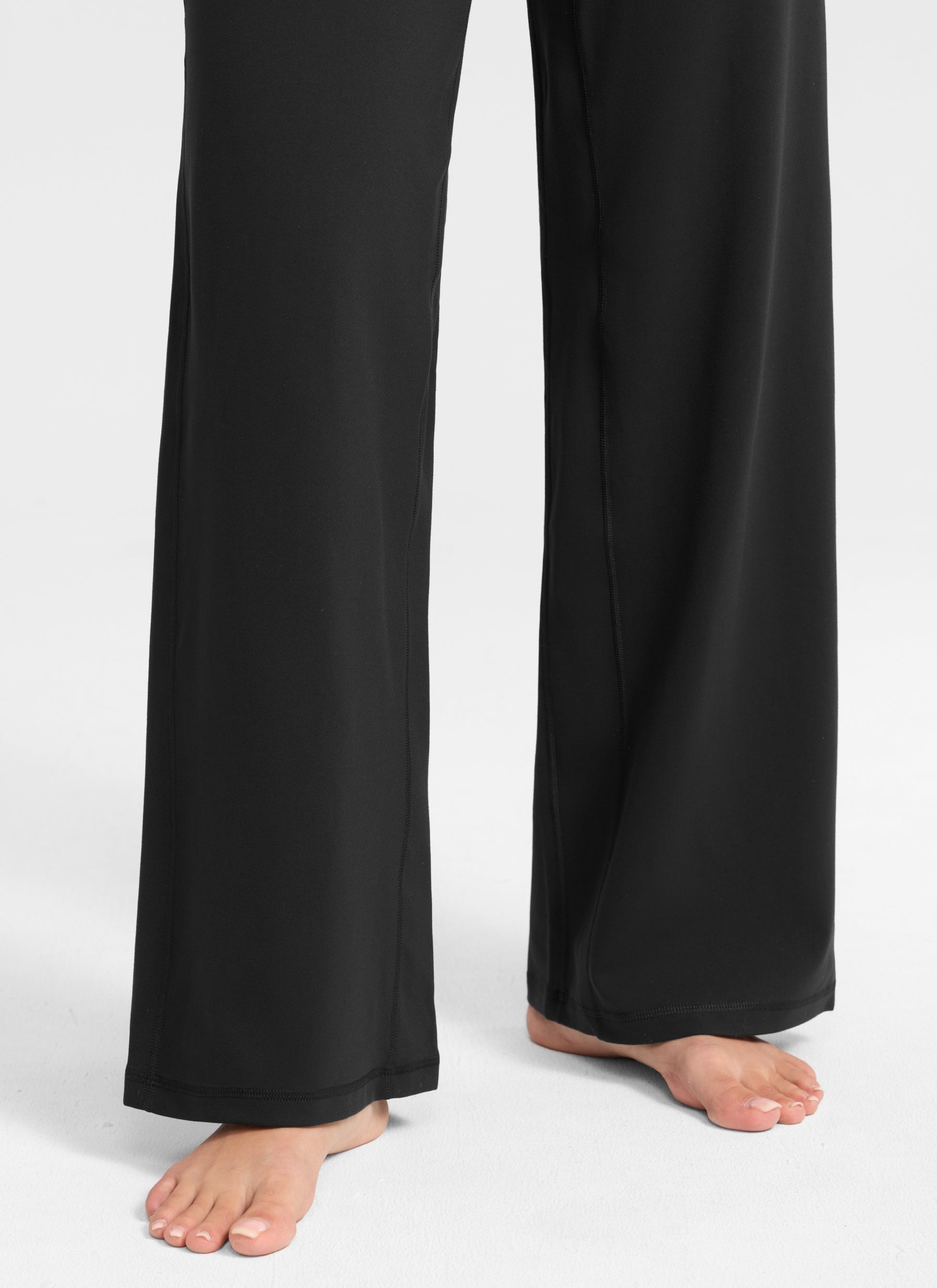 CRZ YOGA Wanita Butterlift Seluar Kaki Lebar Pinggang Tinggi dengan Poket Hitam