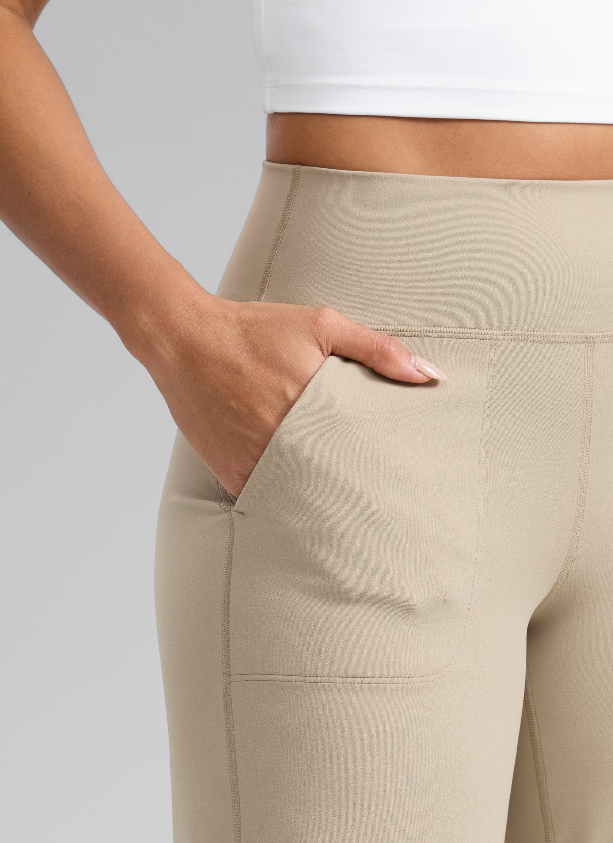 CRZ YOGA Wanita Butterlift Seluar Kaki Lebar Pinggang Tinggi dengan Poket Oak