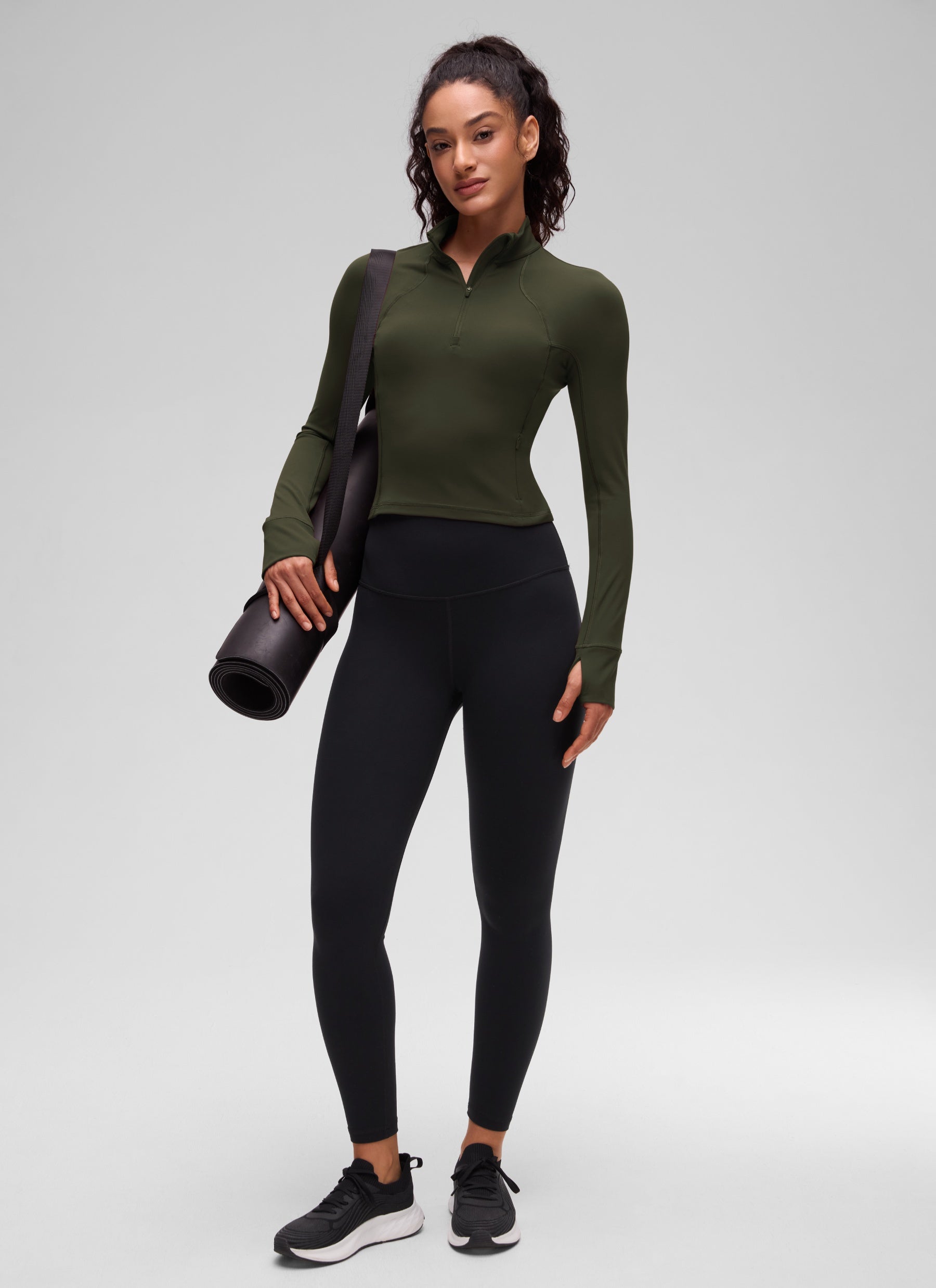 Atasan Yoga Potongan Langsing Wanita CRZ YOGA Lengan Panjang Berzip Separuh Butterluxe Olive Green